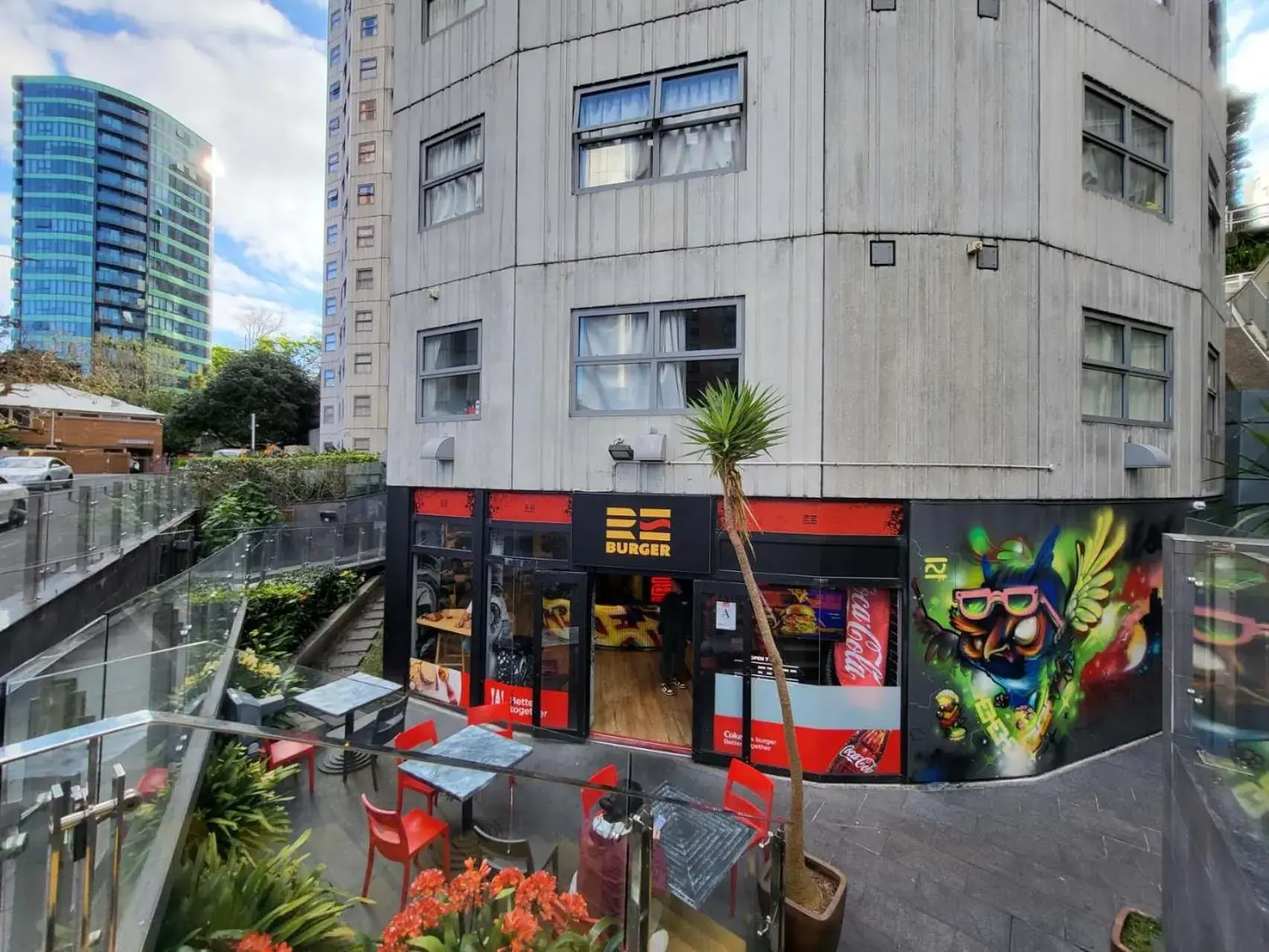 Restaurant/places to eat in Empire Apartments Restaurant/places to eat in Empire Apartments