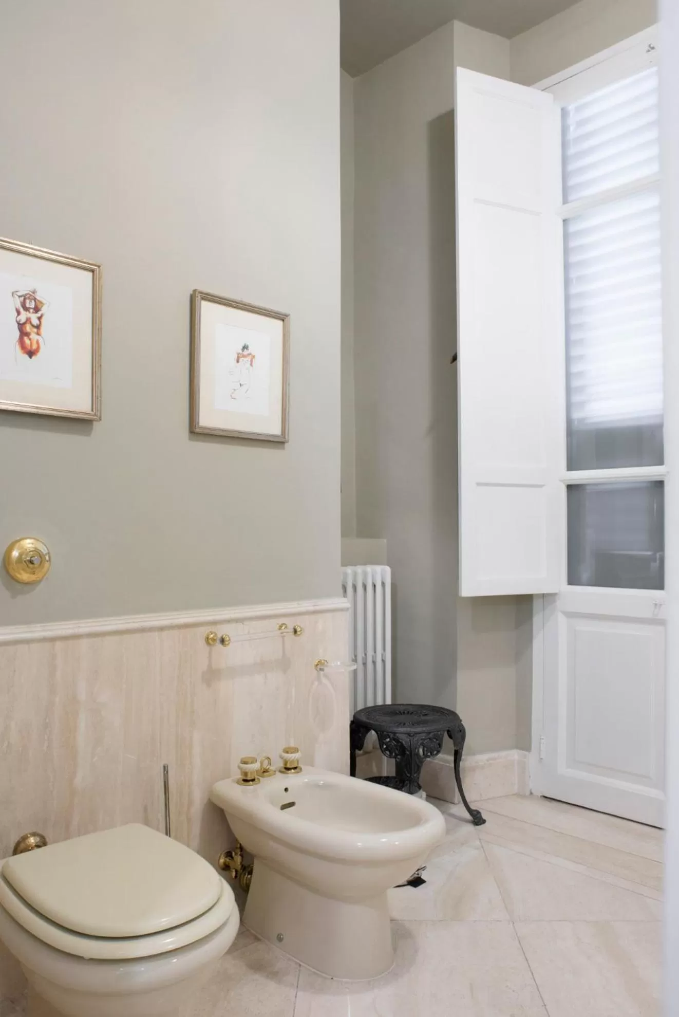 Toilet in Vittoria - house of charme