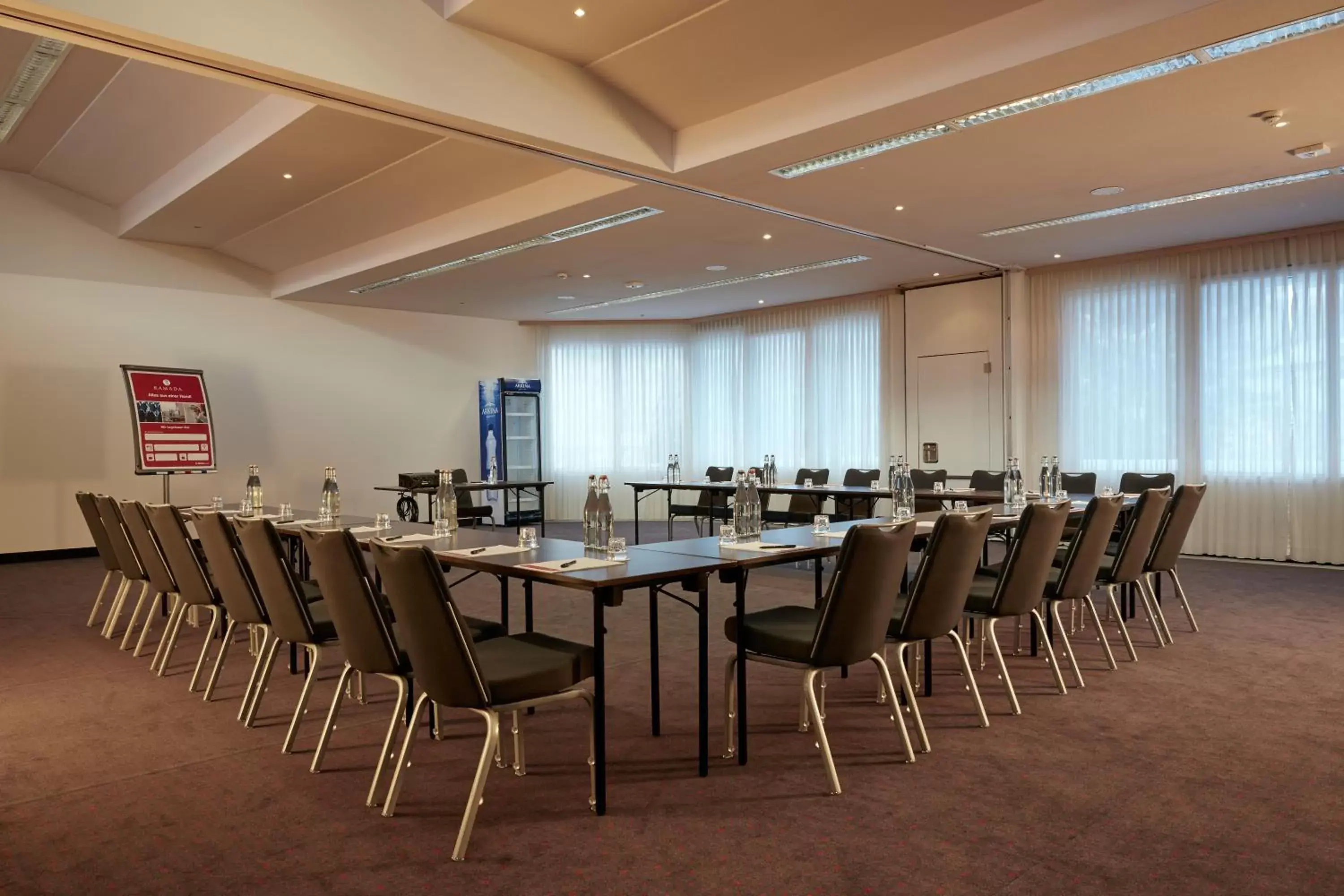 Meeting/conference room in H+ Hotel & SPA Engelberg