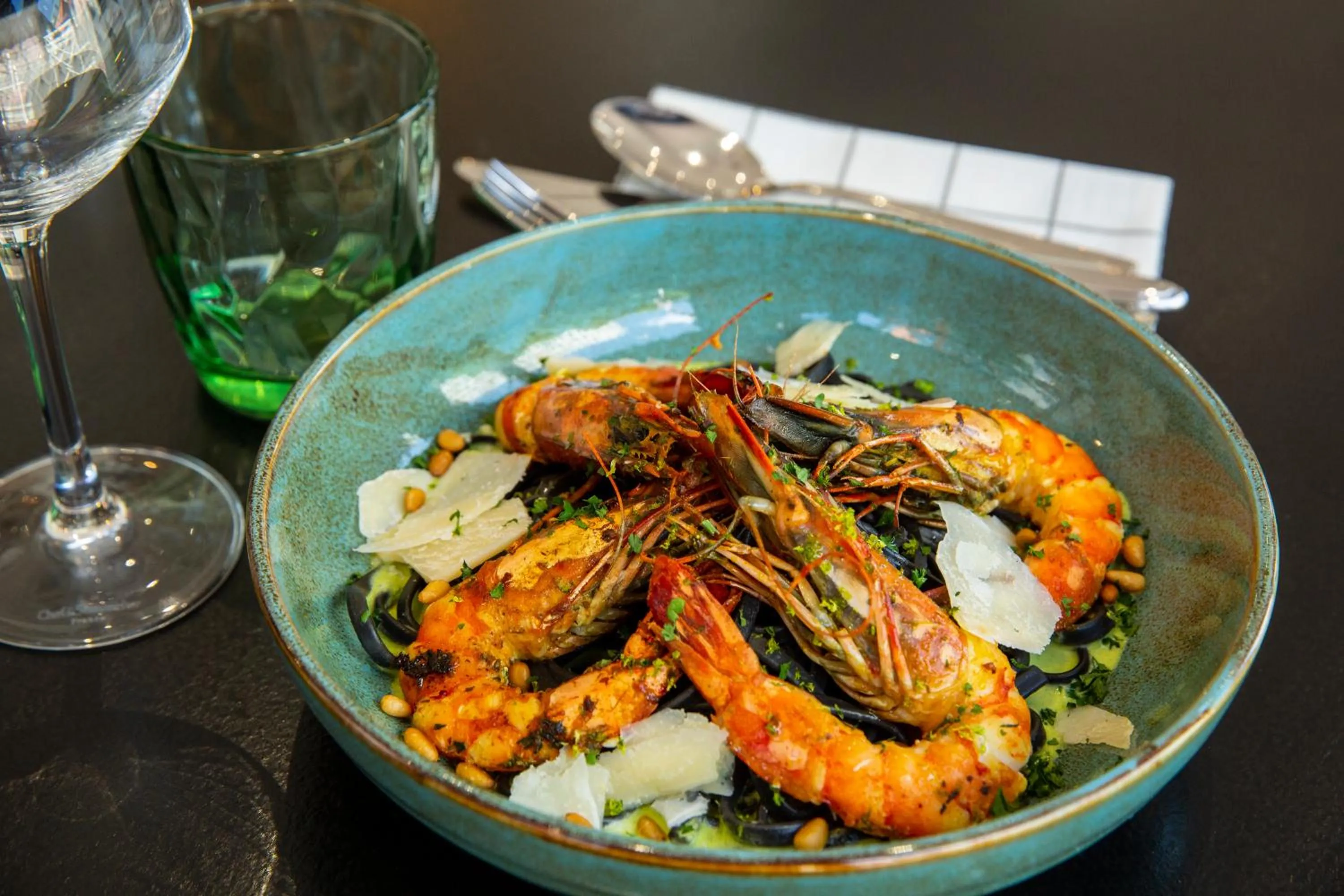 Restaurant/places to eat in Mercure Paris Porte d'Orleans