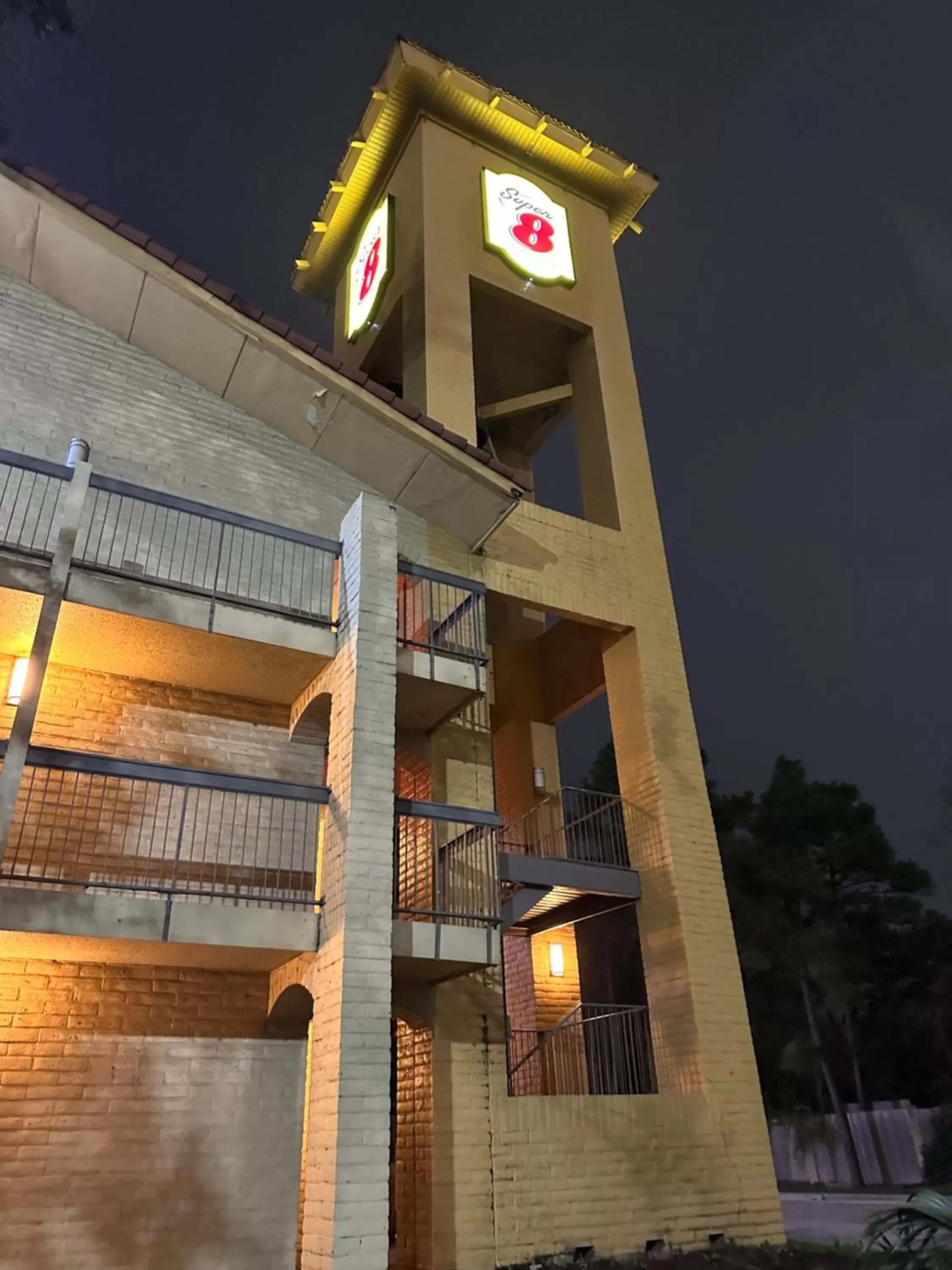 Property building in Super 8 by Wyndham The Woodlands North Property building in Super 8 by Wyndham The Woodlands North