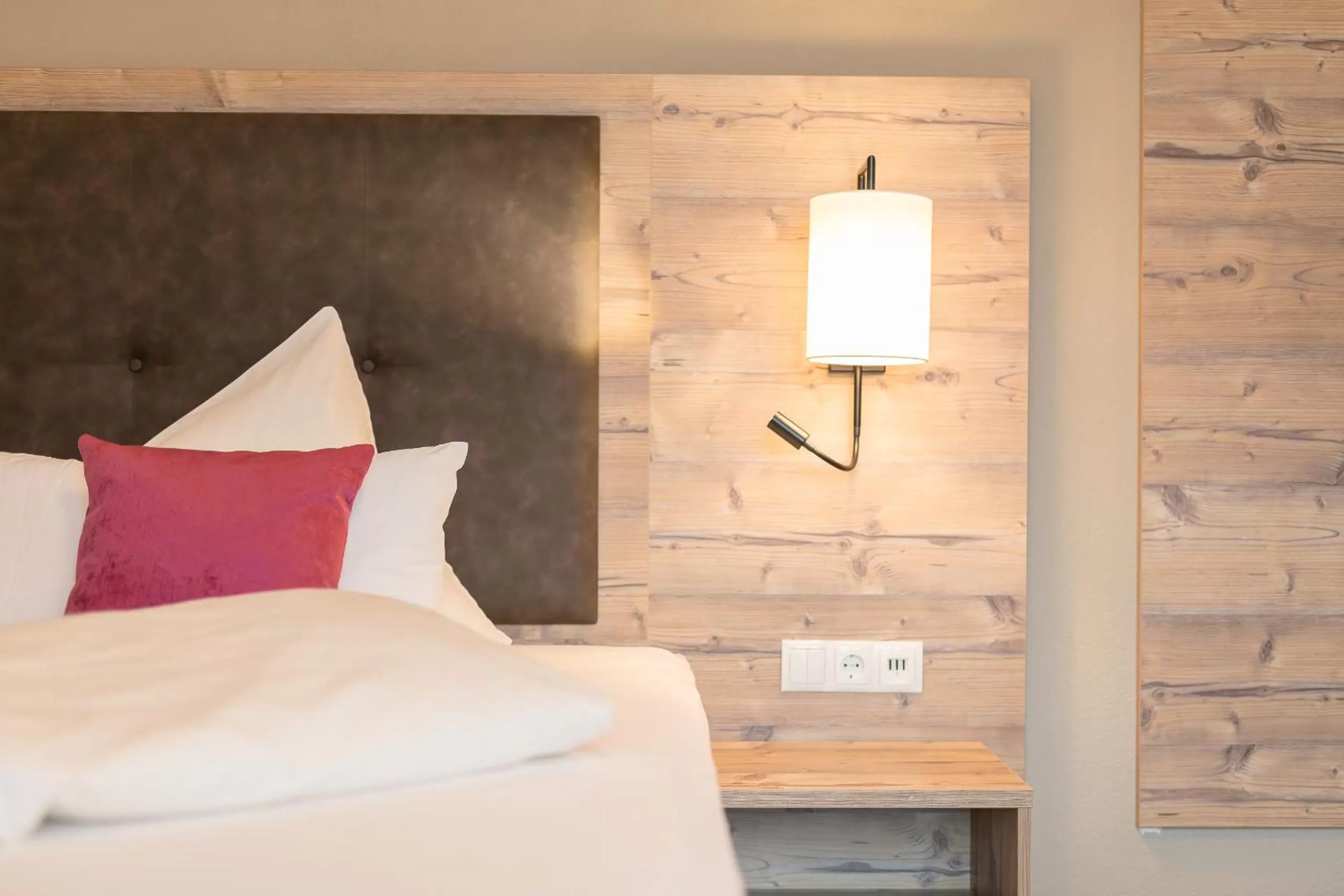 Bed in Alpenhotel Tirolerhof