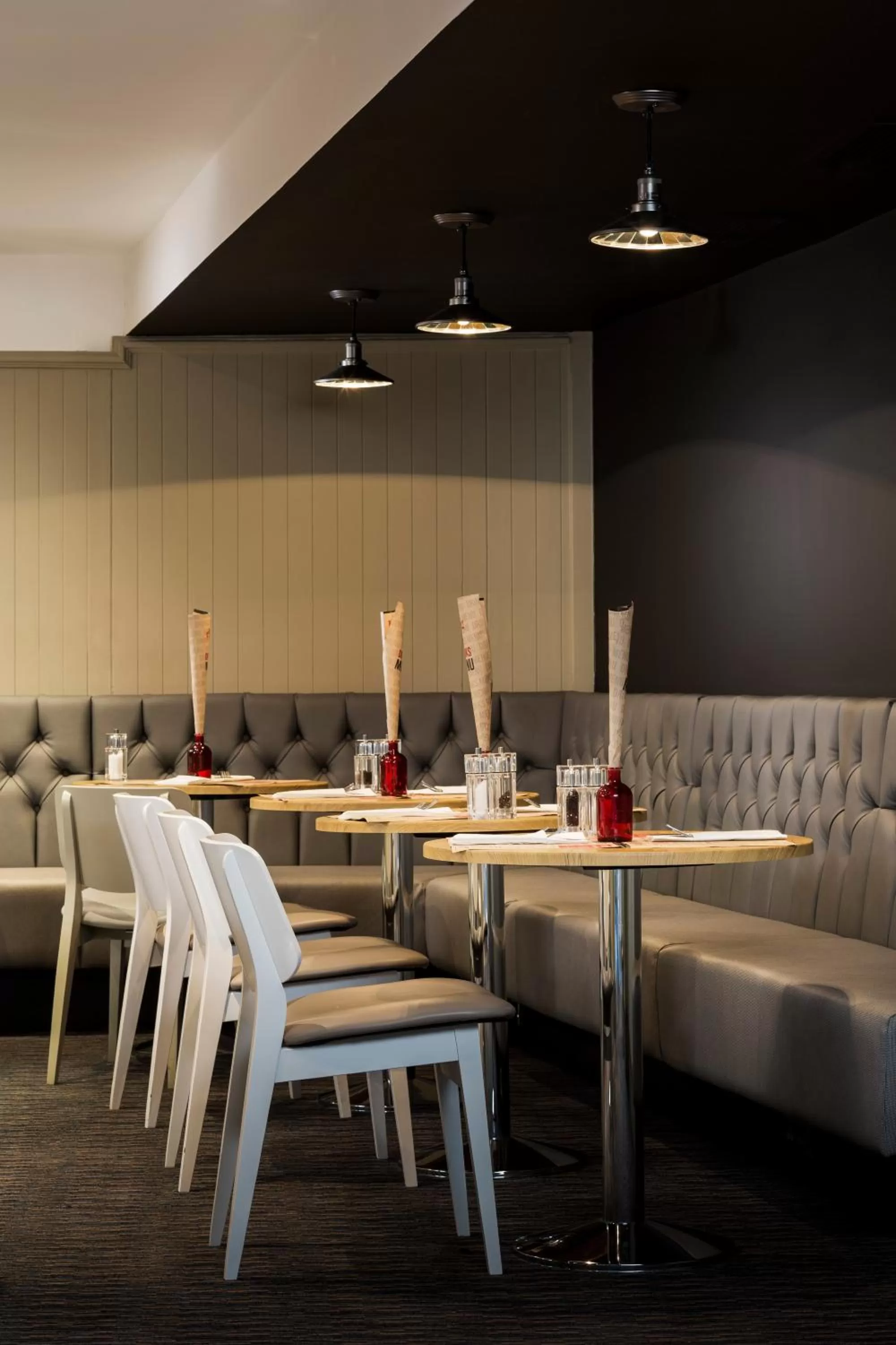 Restaurant/places to eat in Radisson Hotel York