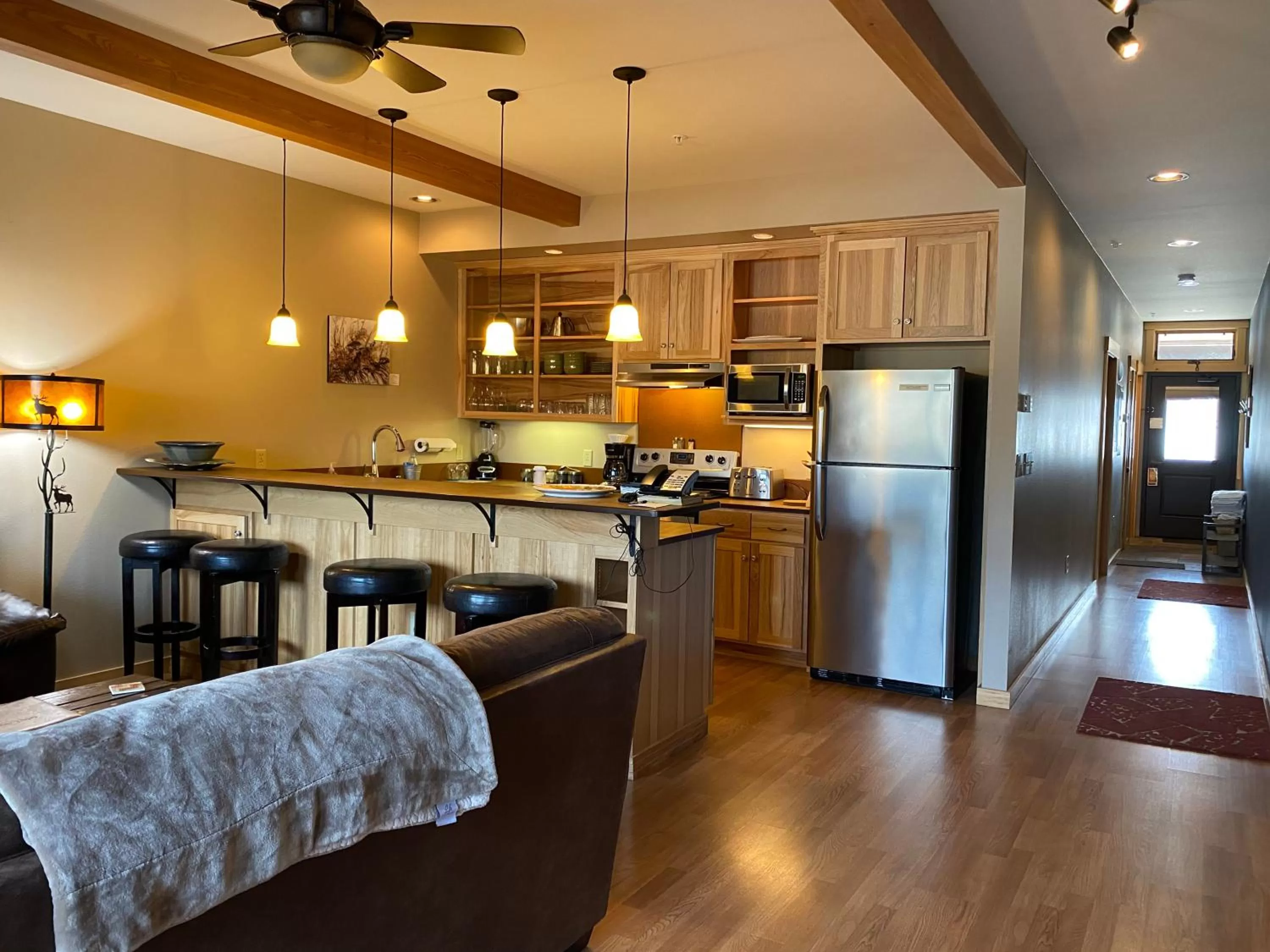 Kitchen or kitchenette, Kitchen/Kitchenette in Twisp River Suites