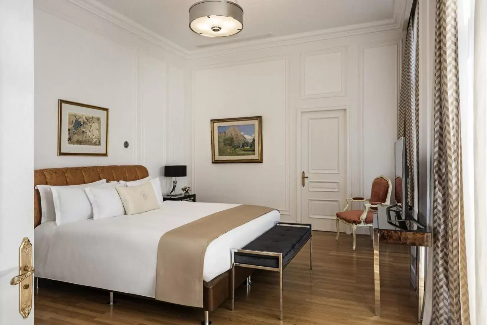 Bedroom in Alvear Palace Hotel - Leading Hotels of the World