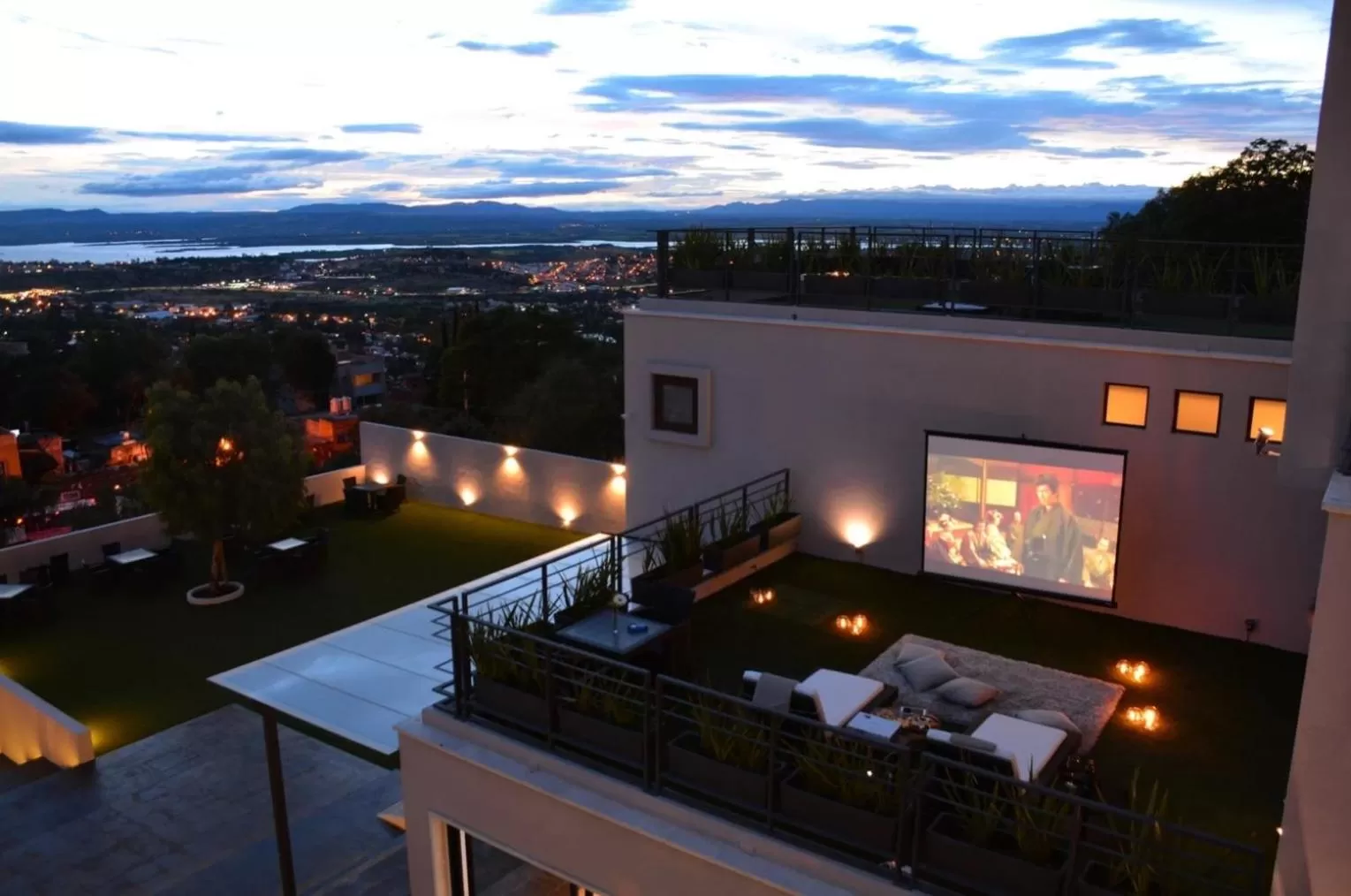 Bird's eye view in Ilo Rojo San Miguel de Allende Curamoria Collection