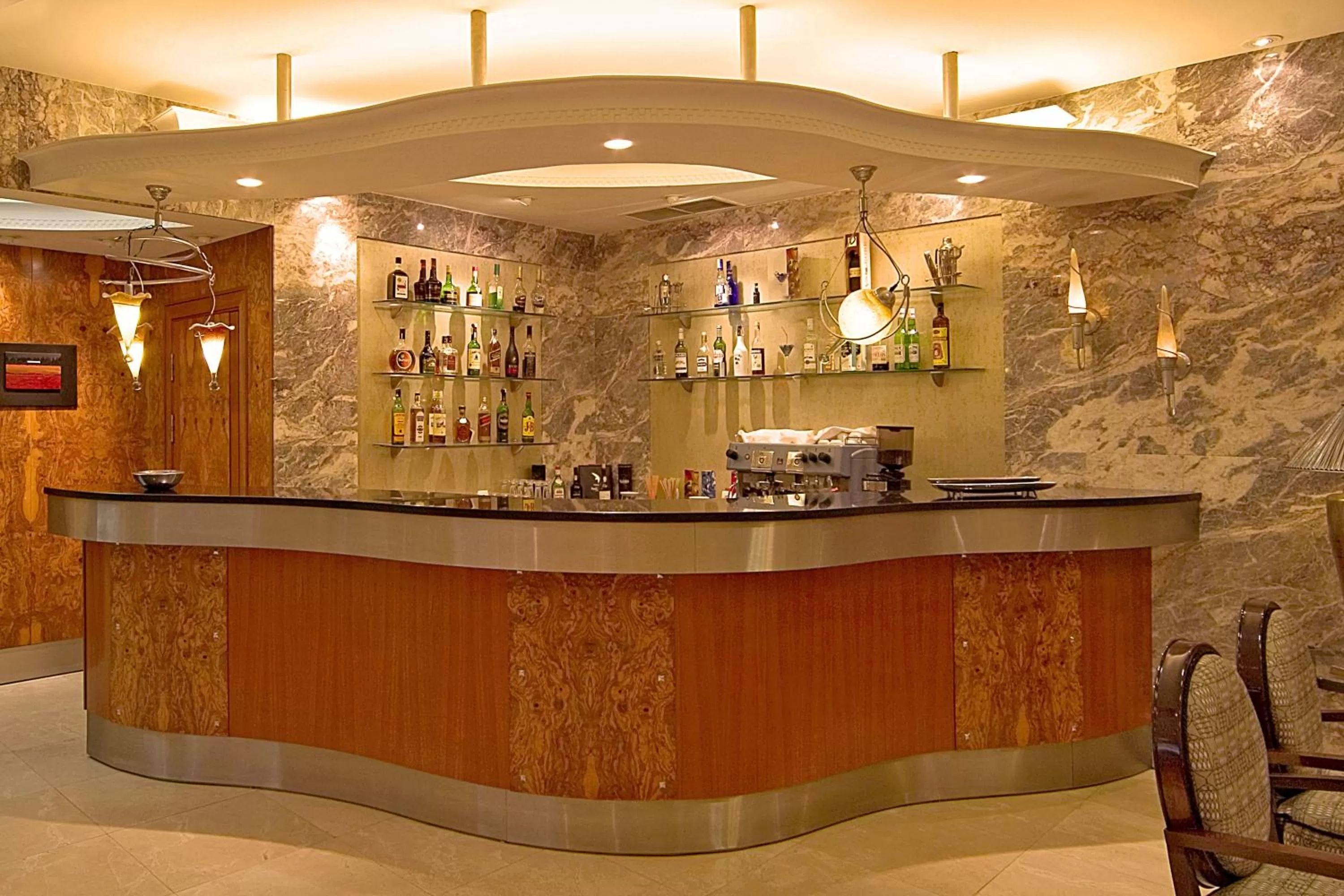 Lounge or bar in Hotel Travel Park Lisboa