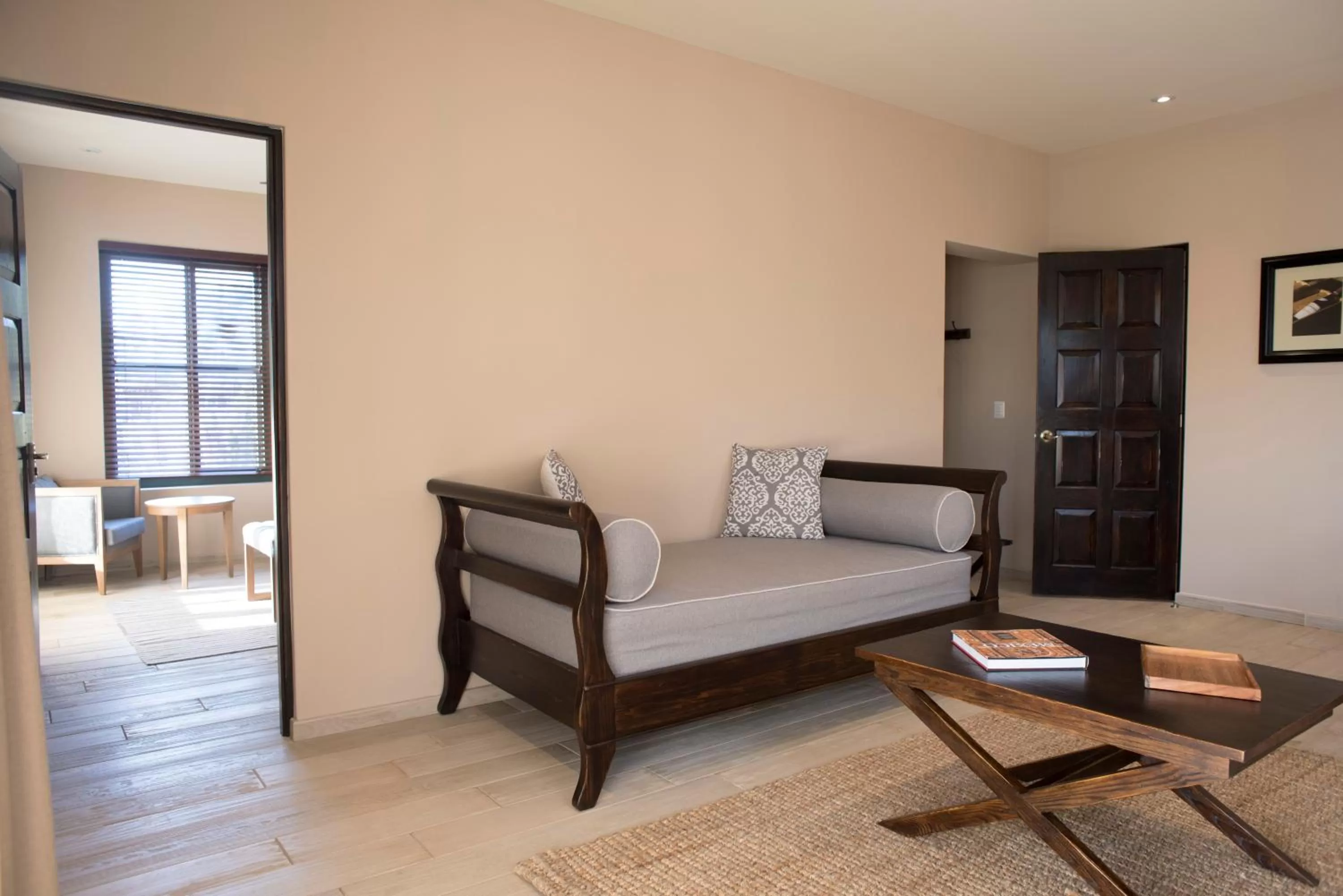 Bed, Seating Area in Viñedos San Lucas