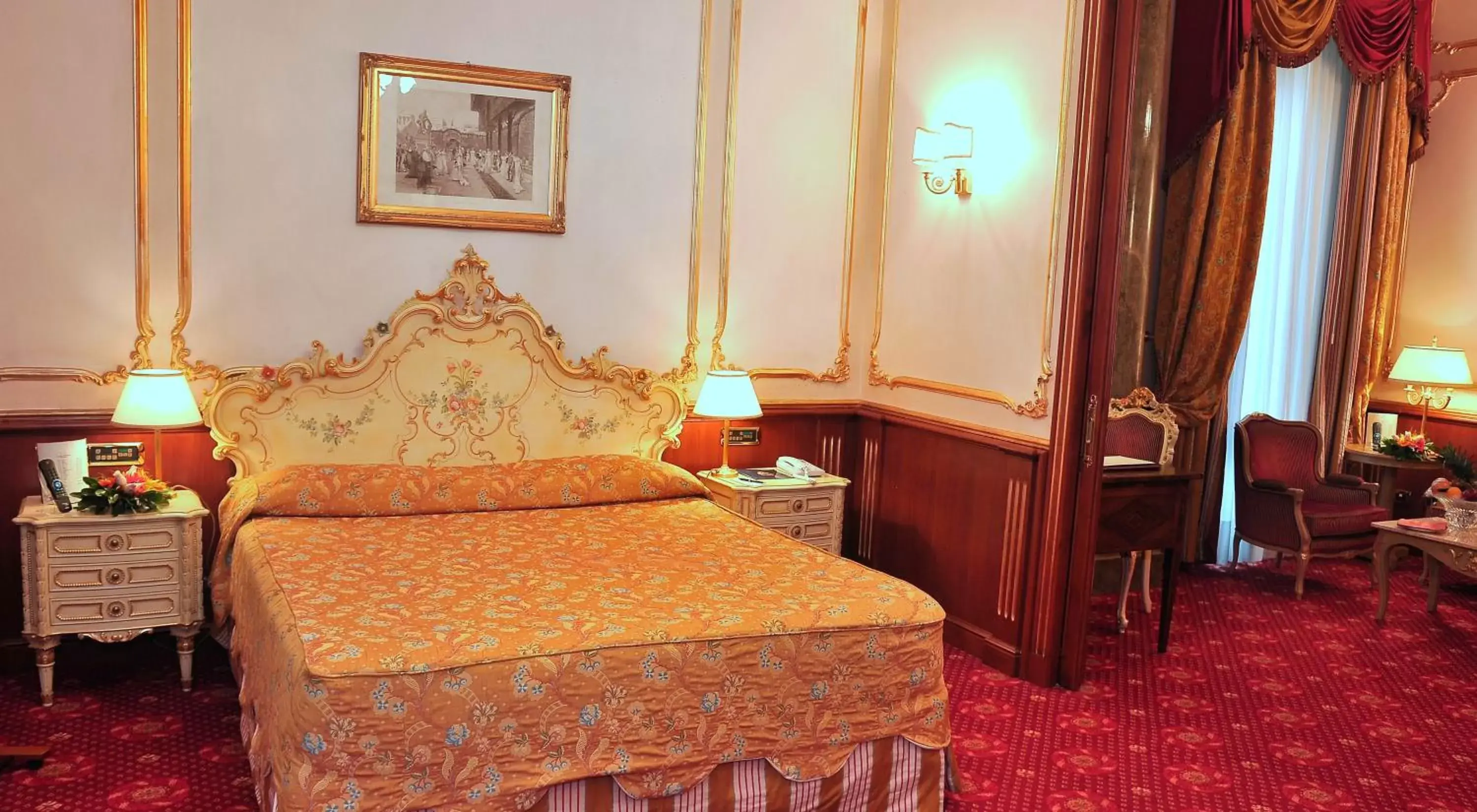 Bedroom, Bed in Grand Hotel Wagner