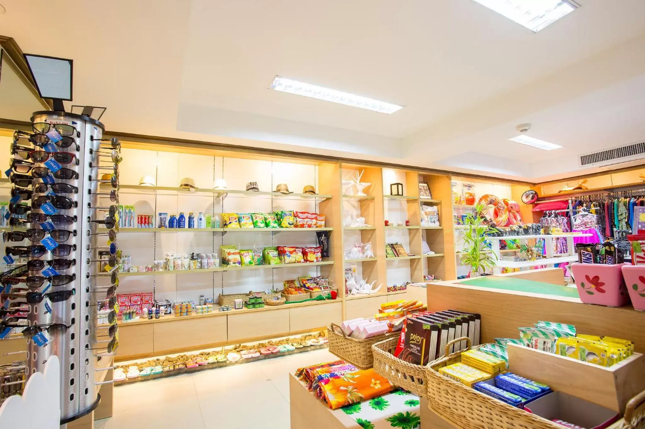 Supermarket/grocery shop, Supermarket/Shops in Novotel Rayong Rim Pae Resort