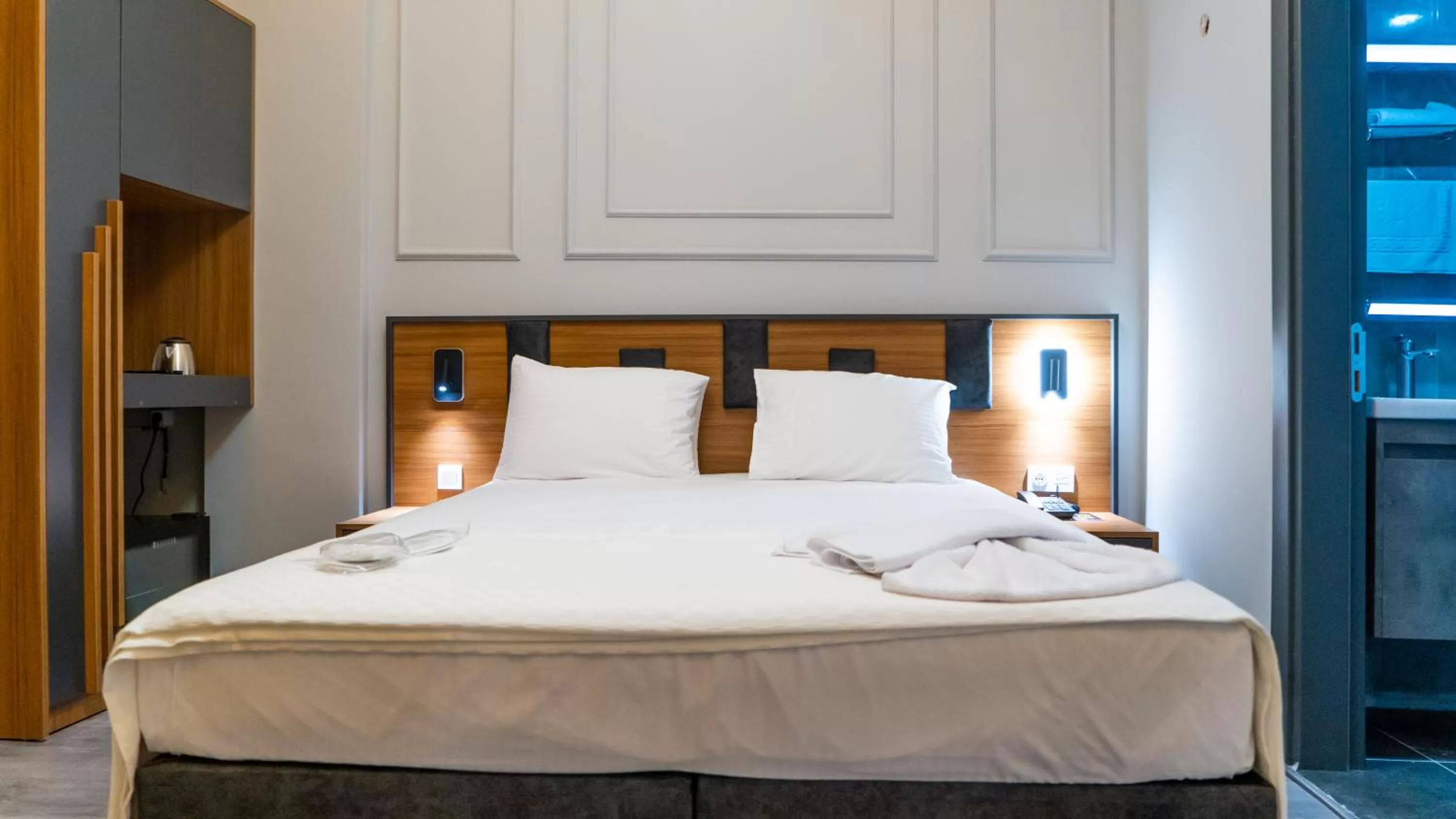 Bed in GRAND MOON HOTEL