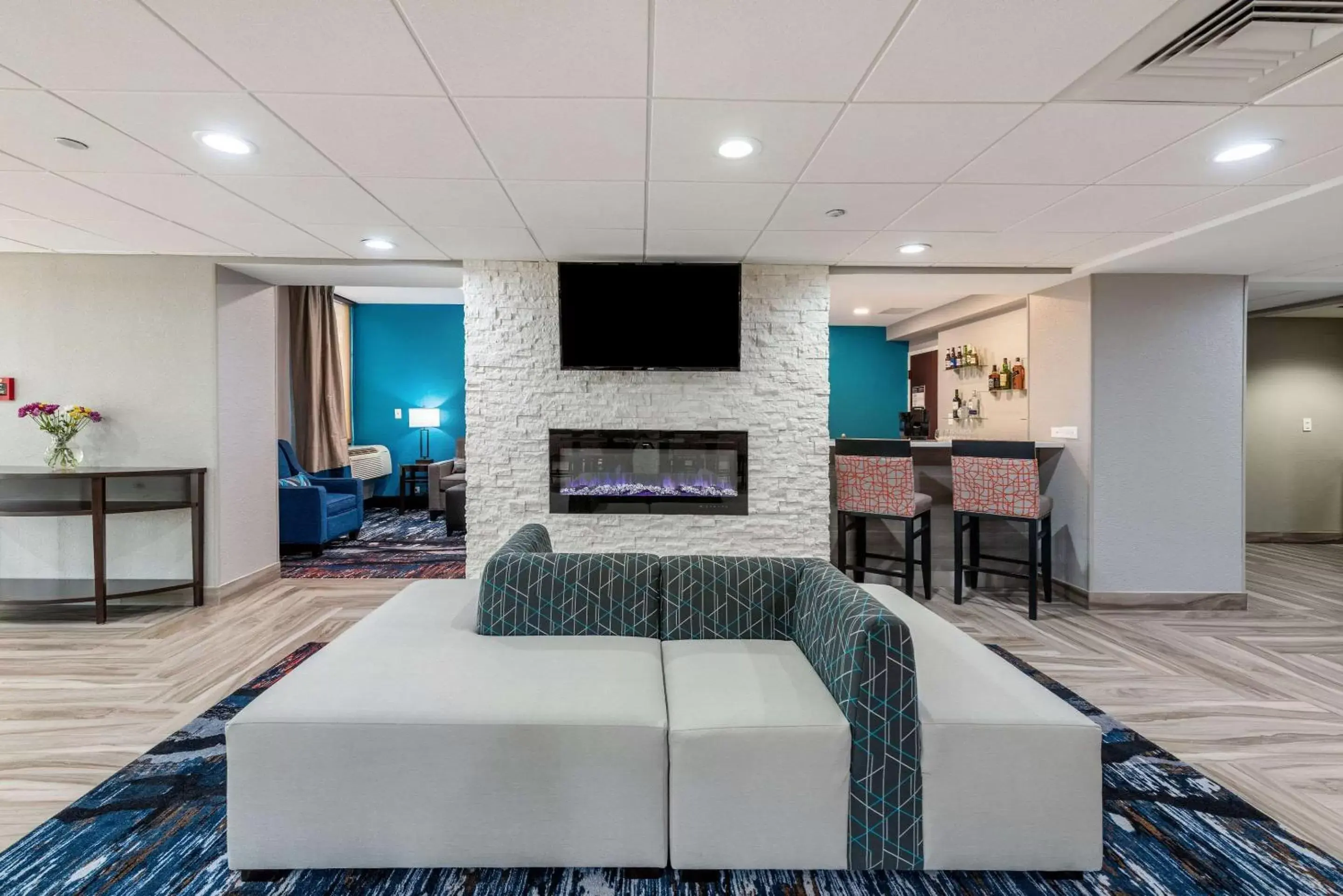 Lobby or reception in Comfort Inn Chicago Schaumburg - O'Hare Airport