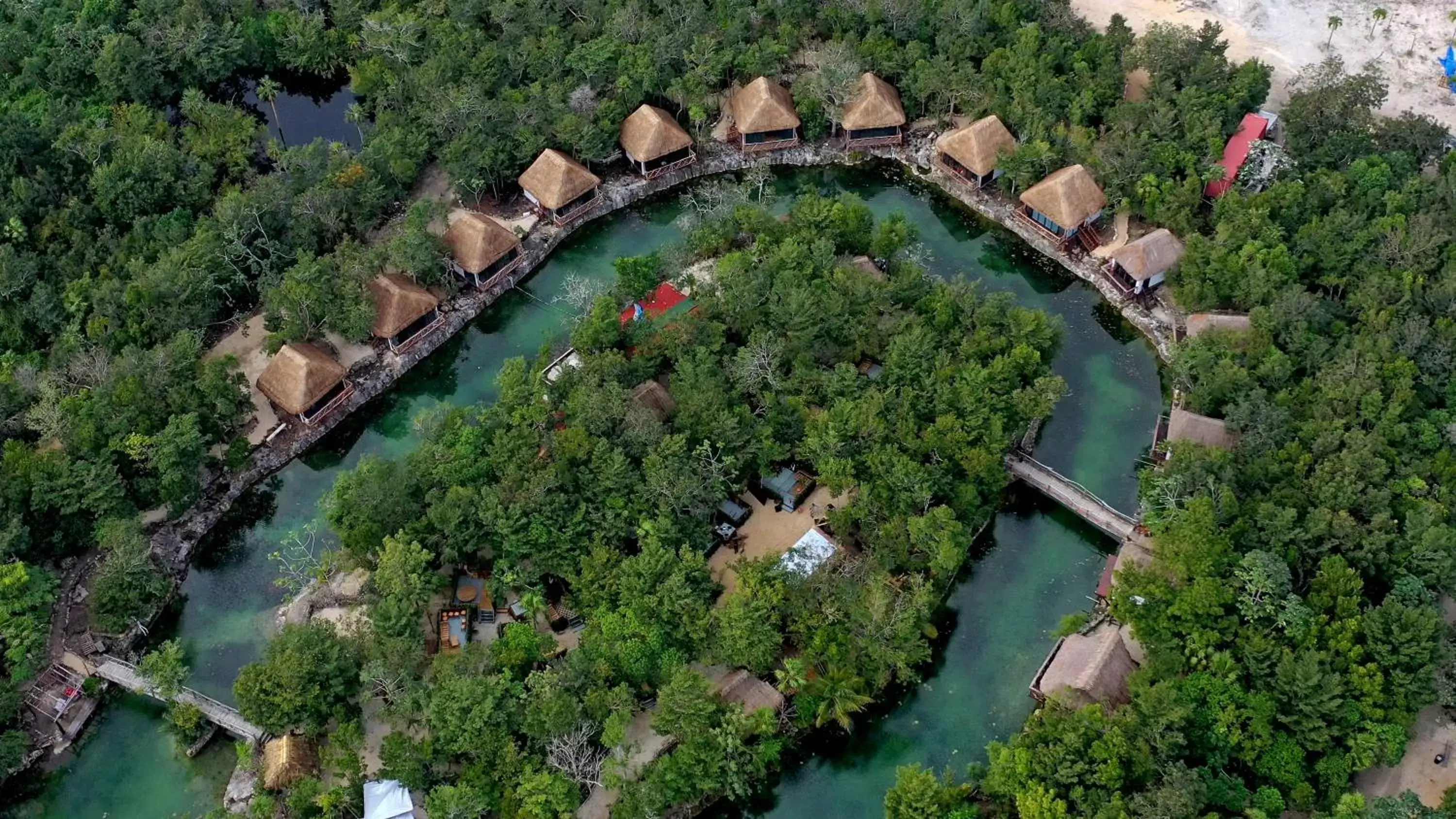 Bird's eye view, Bird's-eye View in Zamna eco-lodge Tulum