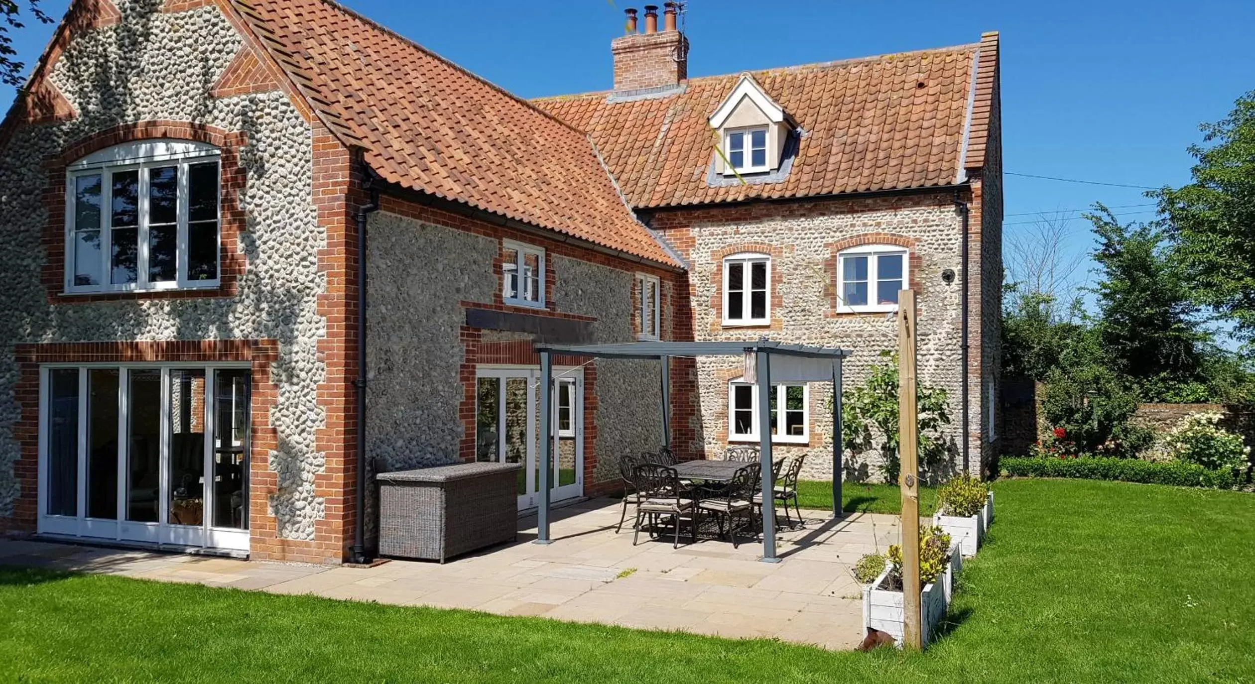 Property Building in Keepers Cottage Guest House