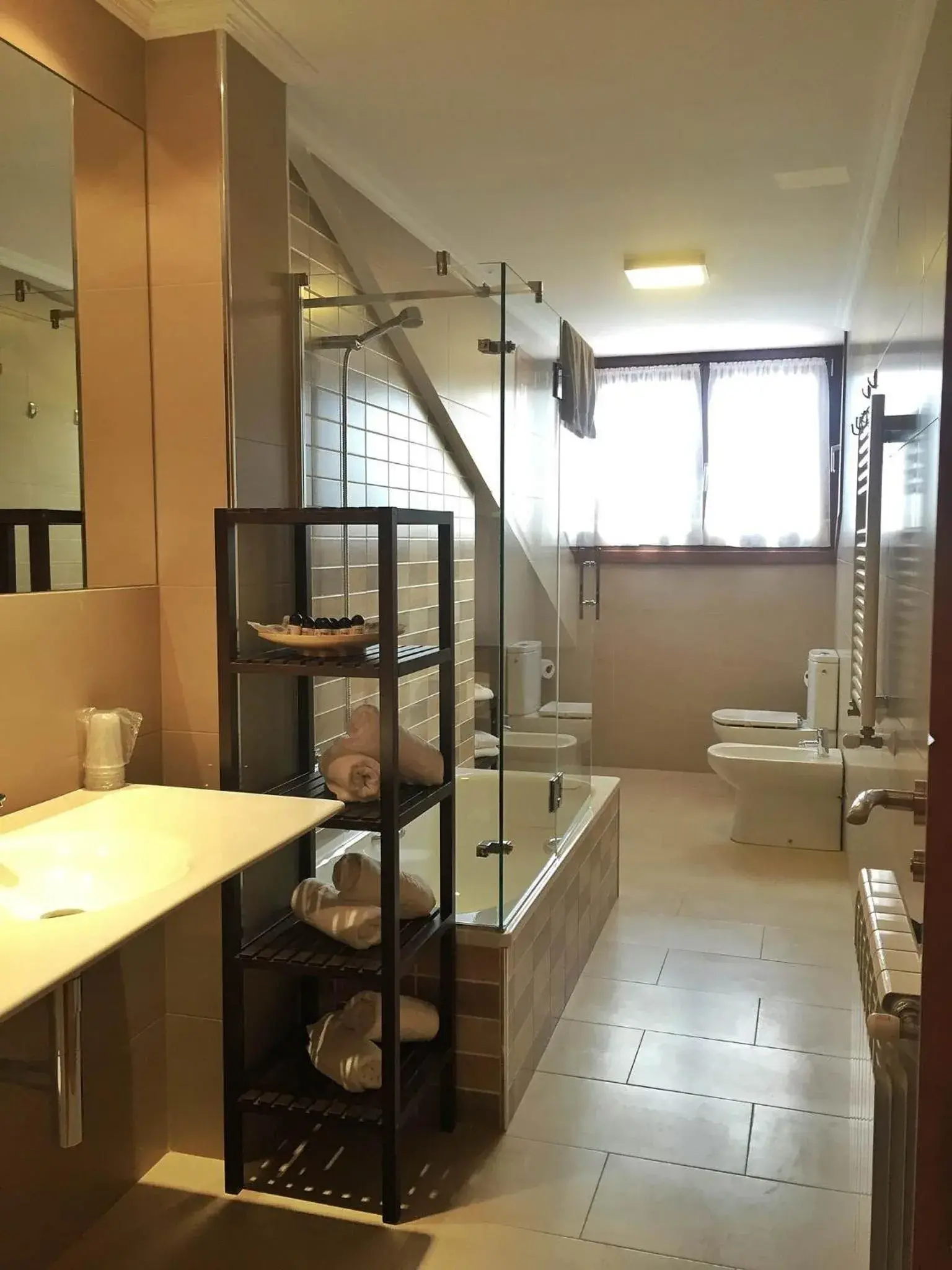 Bathroom in Apartamentos Albatros