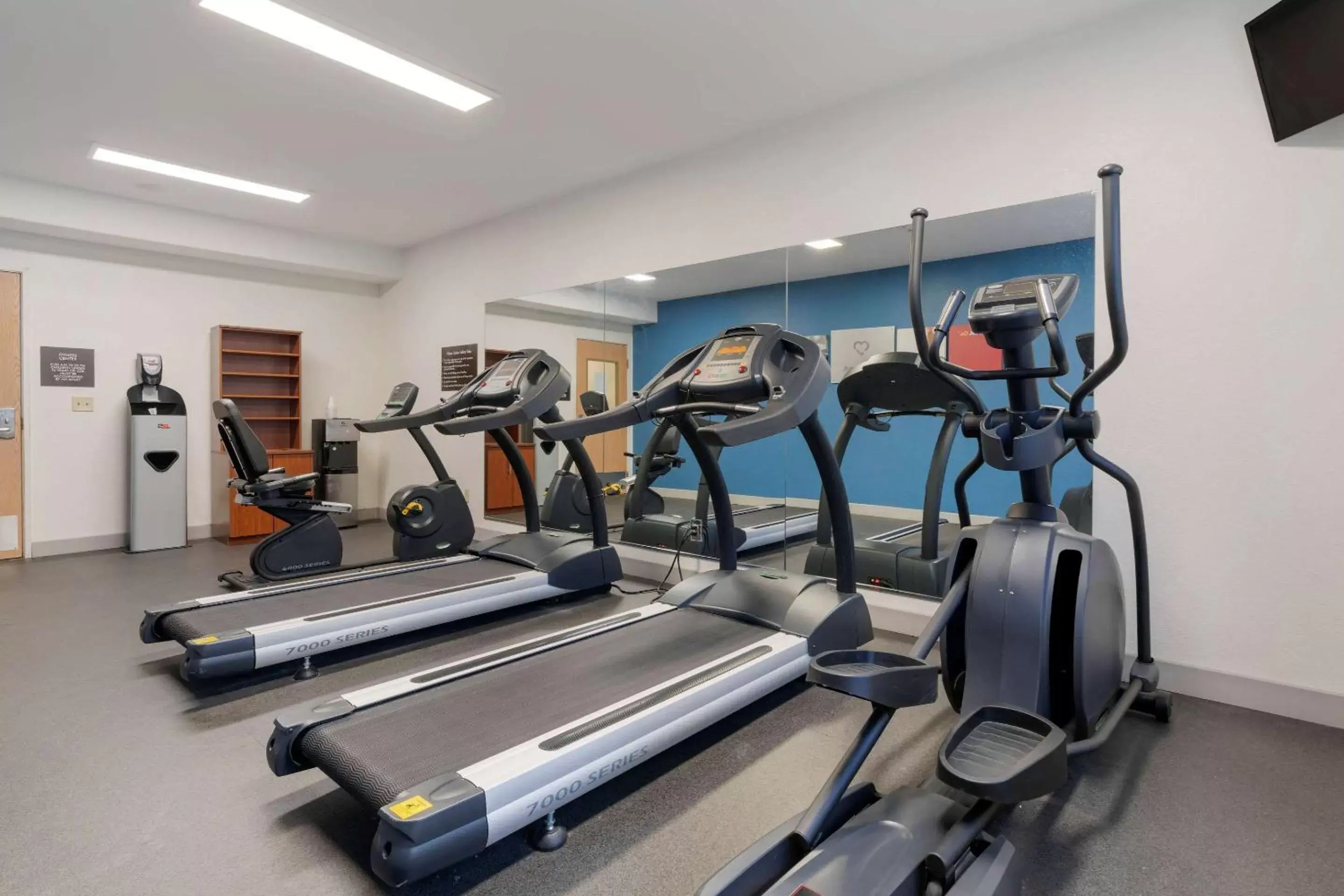 Fitness centre/facilities, Fitness Center/Facilities in Comfort Suites Marysville-Yuba City