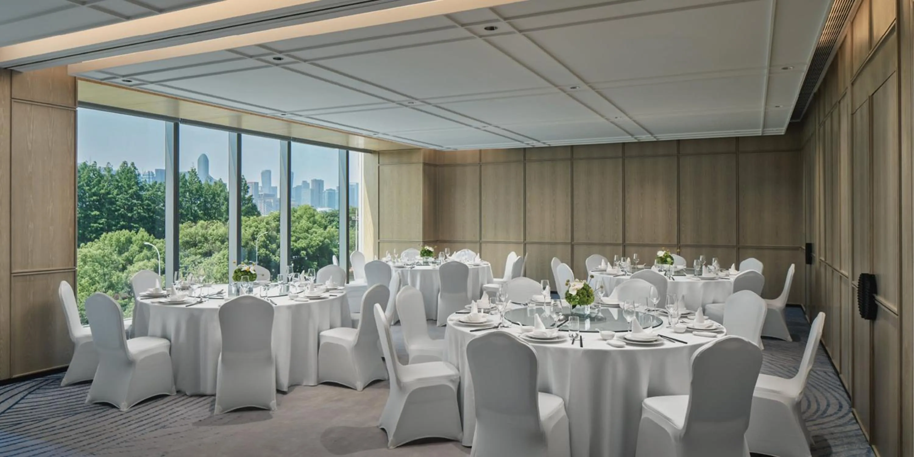 Banquet/Function facilities in Crowne Plaza Hangzhou Riverside by IHG