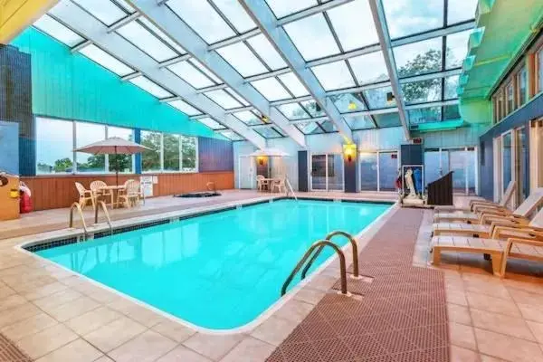 Swimming Pool in Days Inn by Wyndham Scranton PA