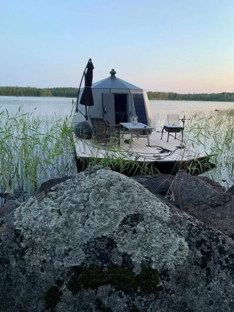 Property building in Peace & Quiet Hotel Property building in Peace & Quiet Hotel