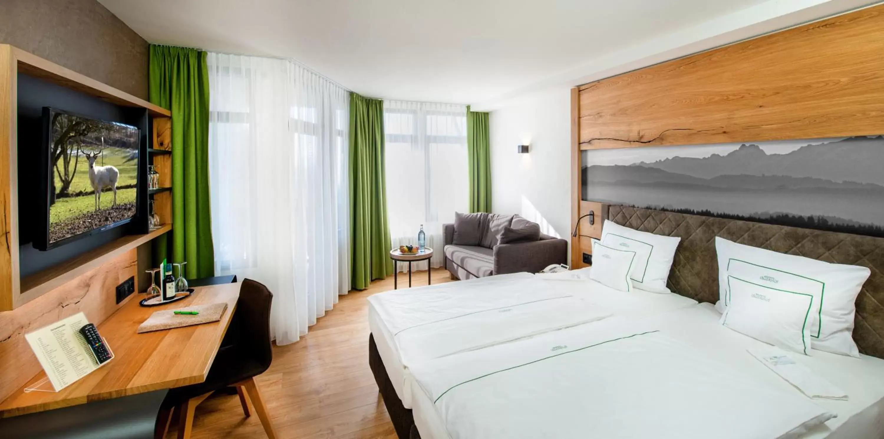 Deluxe Double Room - single occupancy in Berghotel Jägerhof ****S Deluxe Double Room - single occupancy in Berghotel Jägerhof ****S