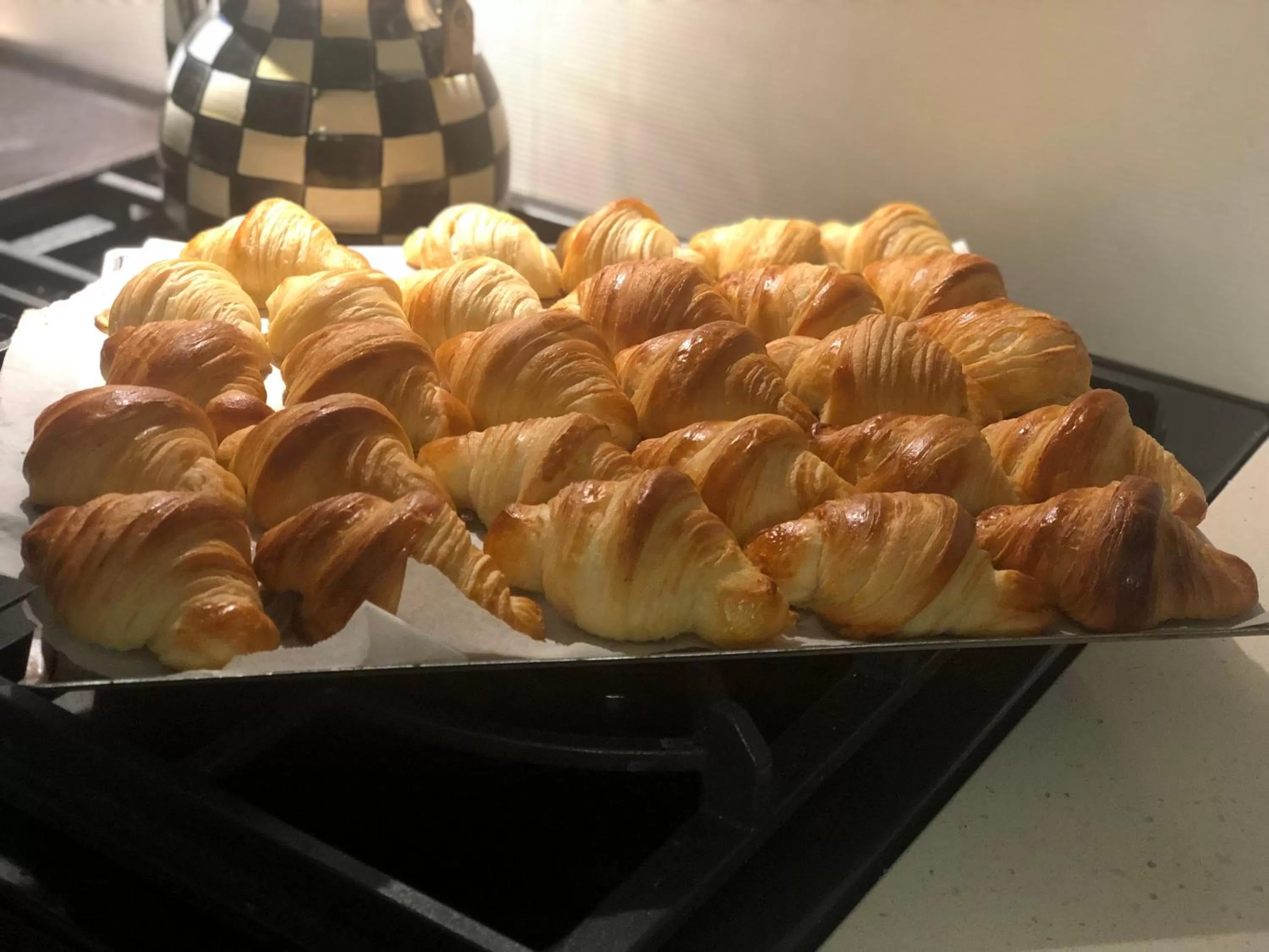 Breakfast in Lavender Manor BnB