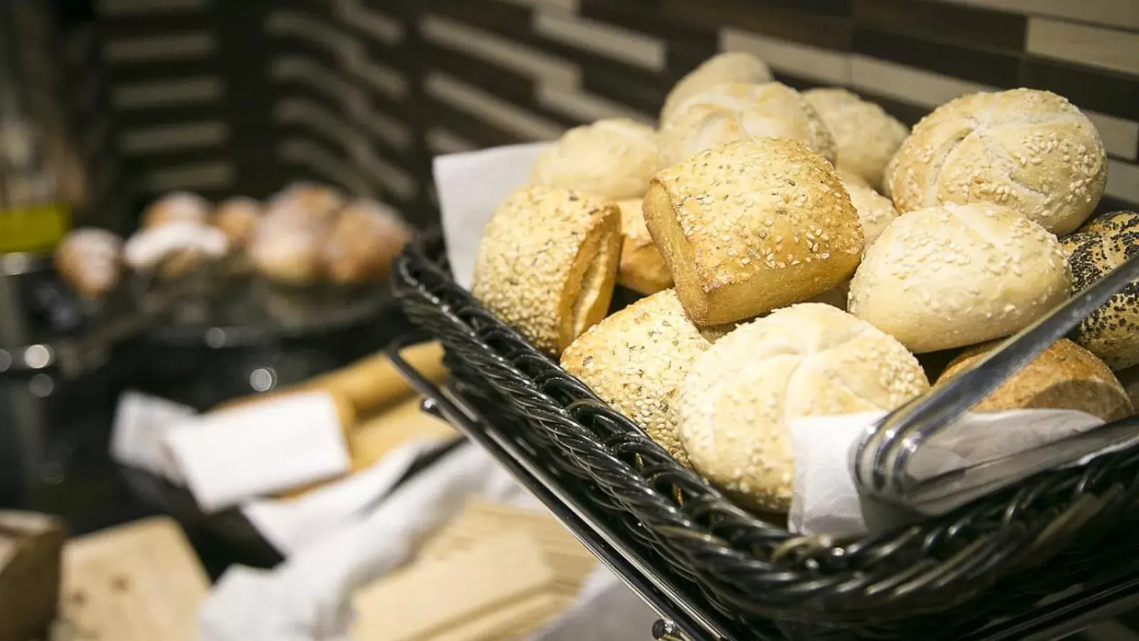 Buffet breakfast, Food in Hotel DeSilva Premium Poznań