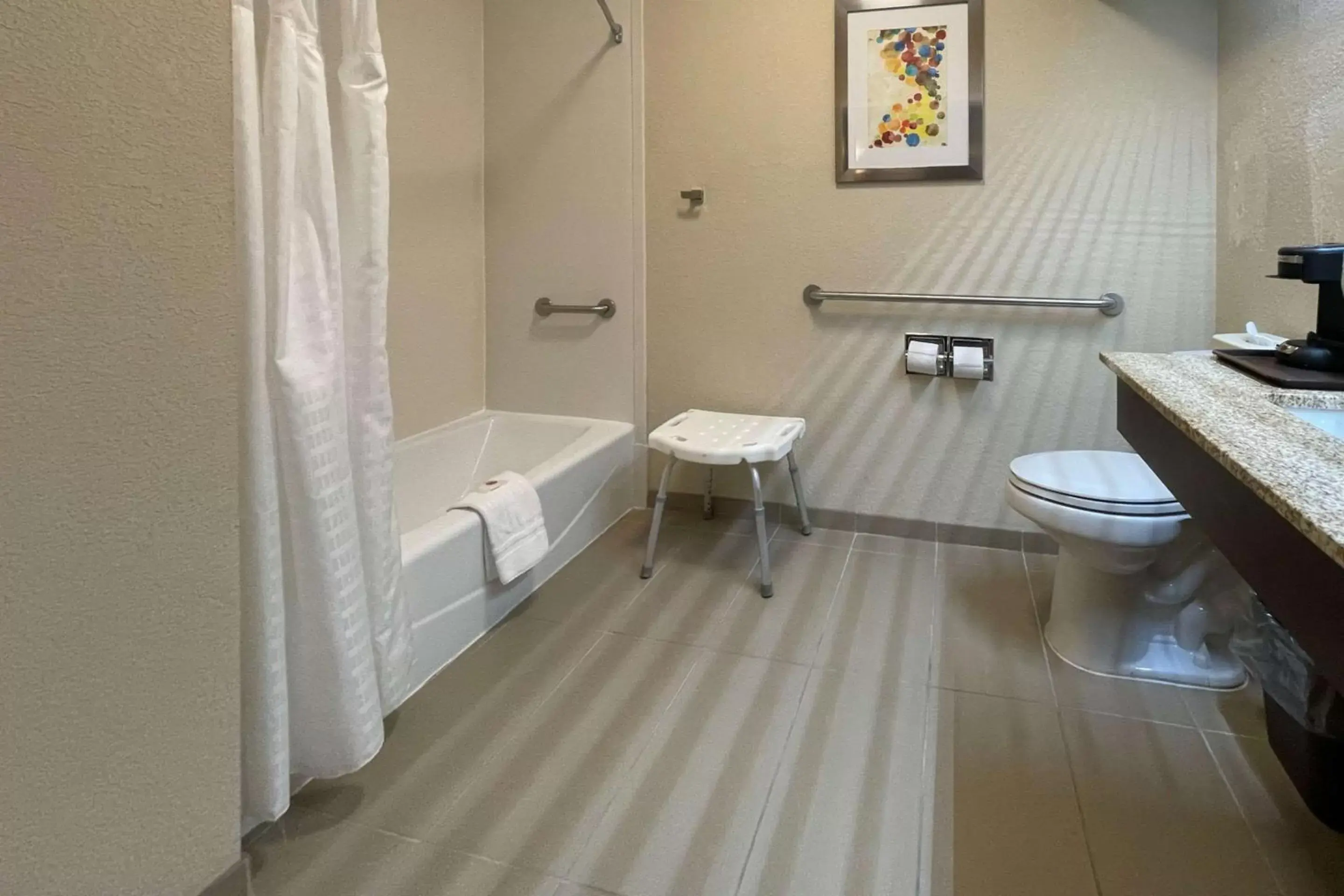Bedroom, Bathroom in Comfort Inn Pinehurst