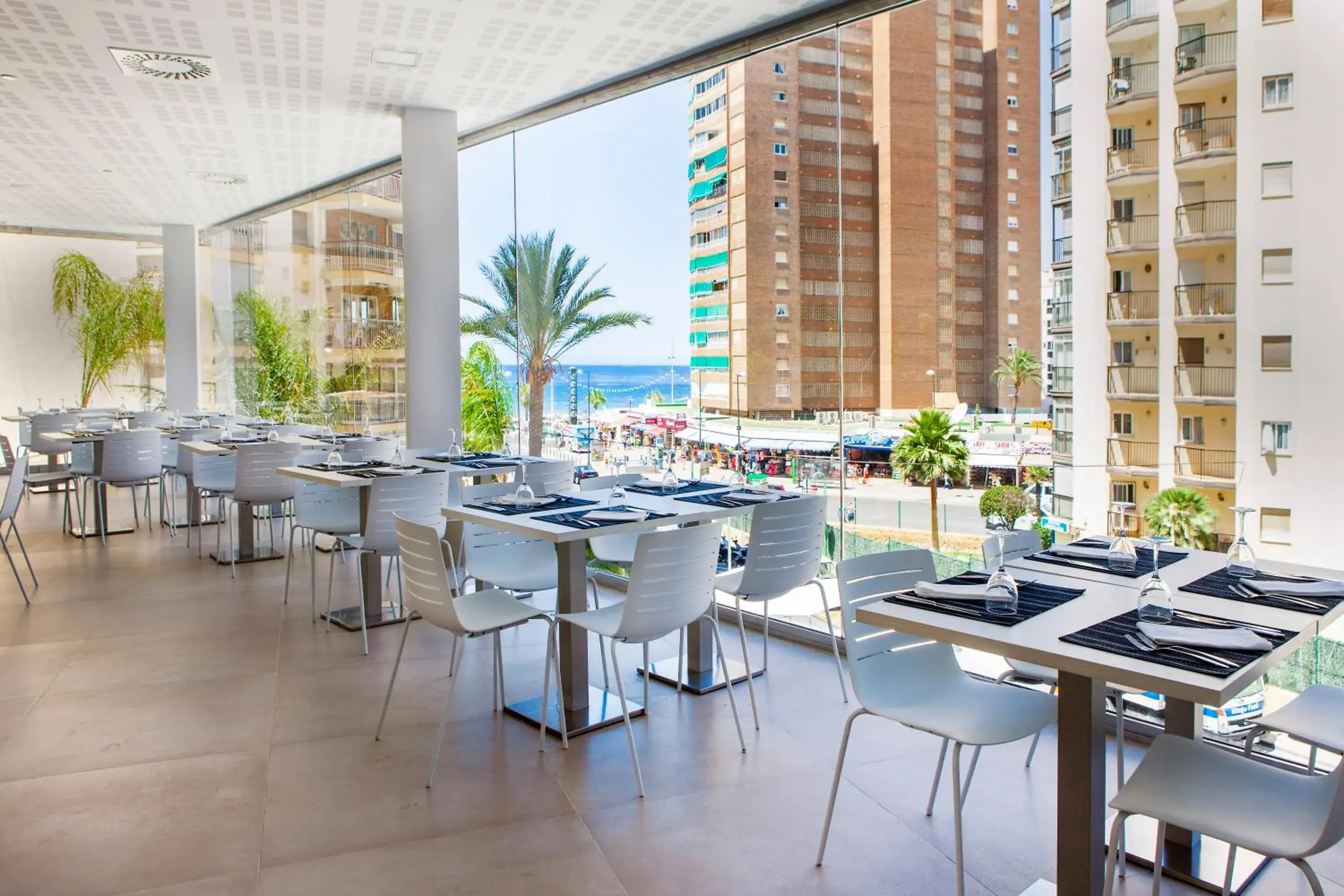 Restaurant/Places to Eat in Port Benidorm Hotel & Spa 4* Sup