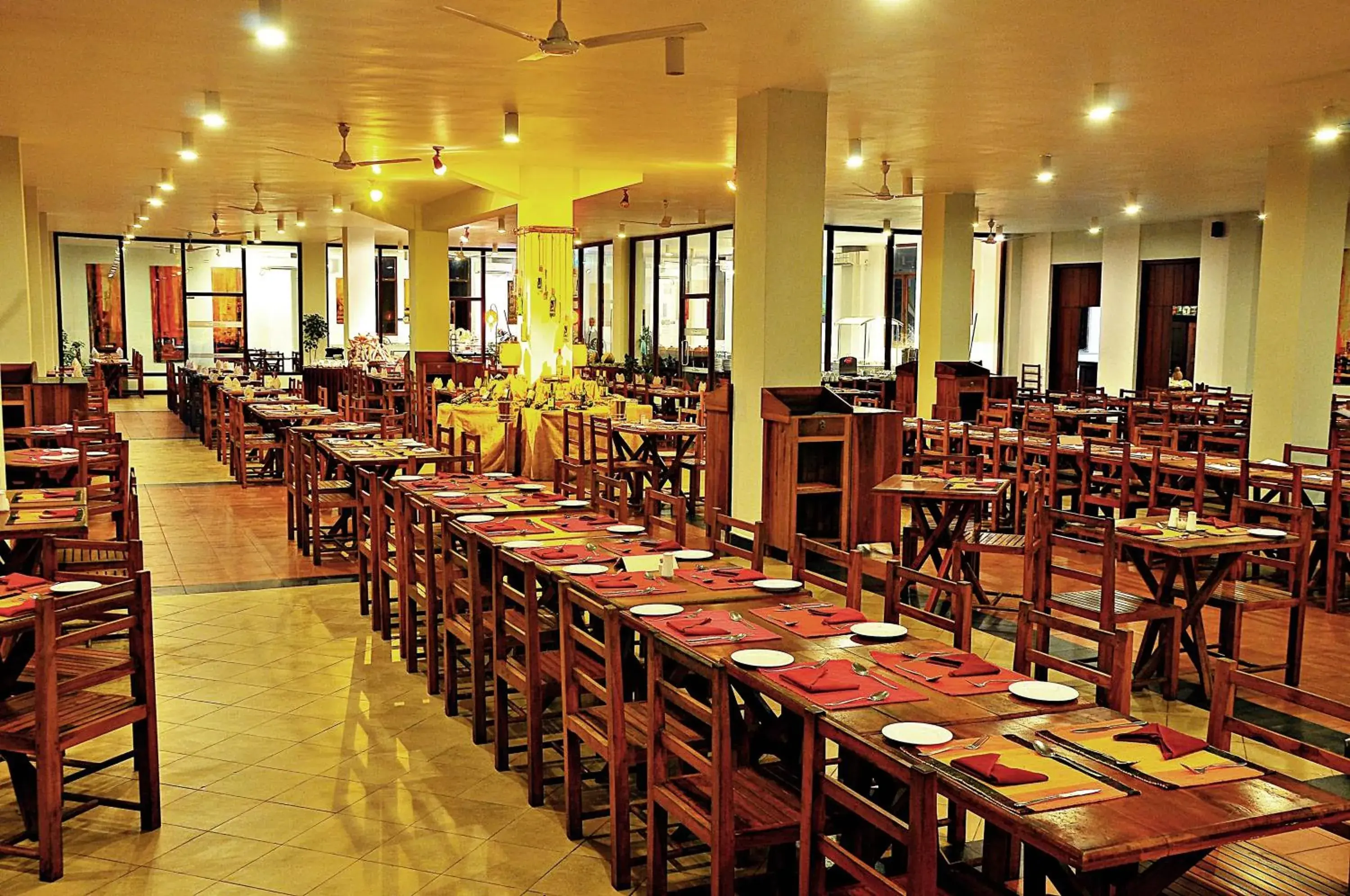 Restaurant/places to eat in The Long Beach Resort & Spa Restaurant/places to eat in The Long Beach Resort & Spa