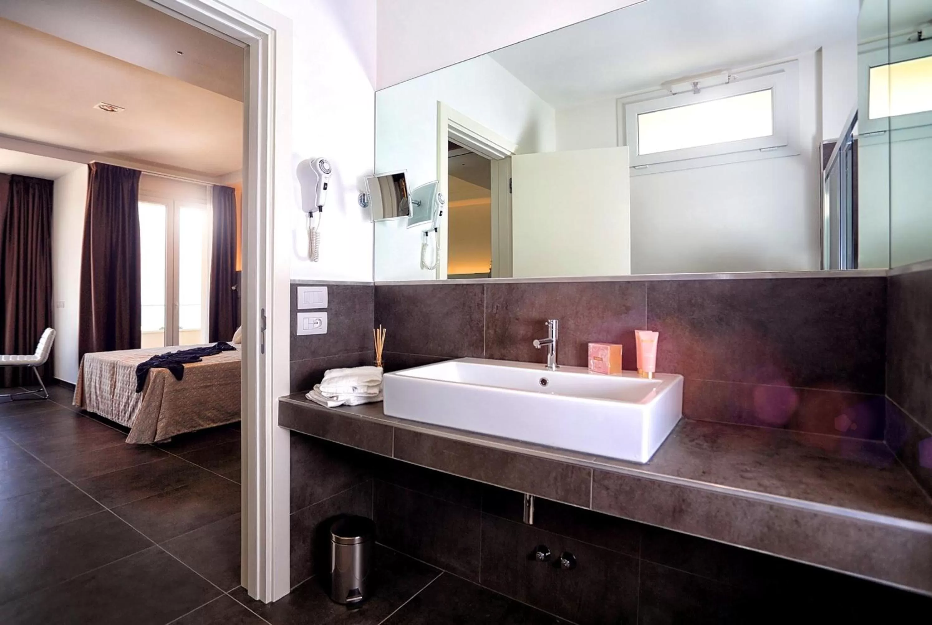 Bathroom in Baldinini Hotel