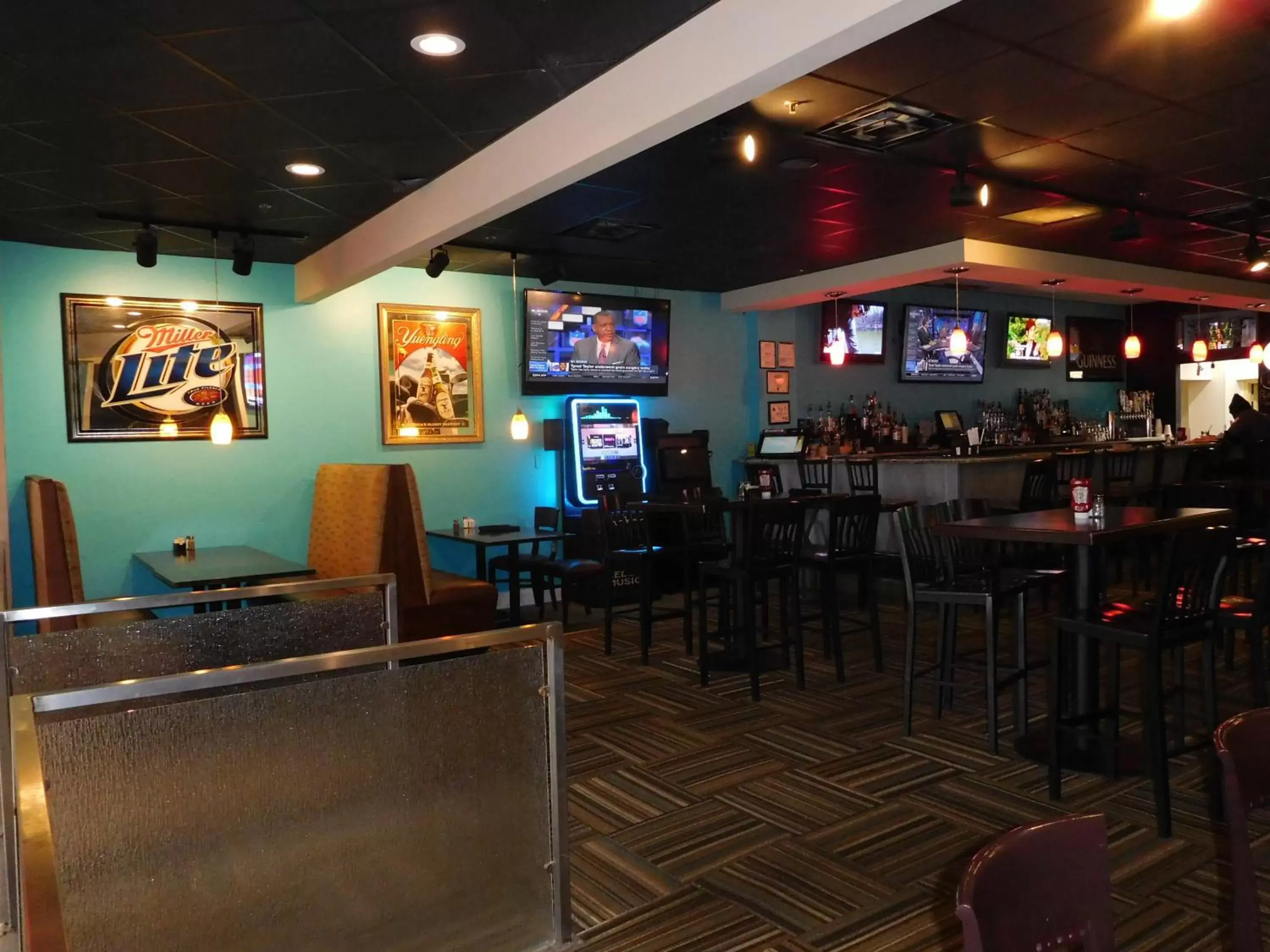 Food and drinks, Restaurant/Places to Eat in Wyndham Garden Greensboro