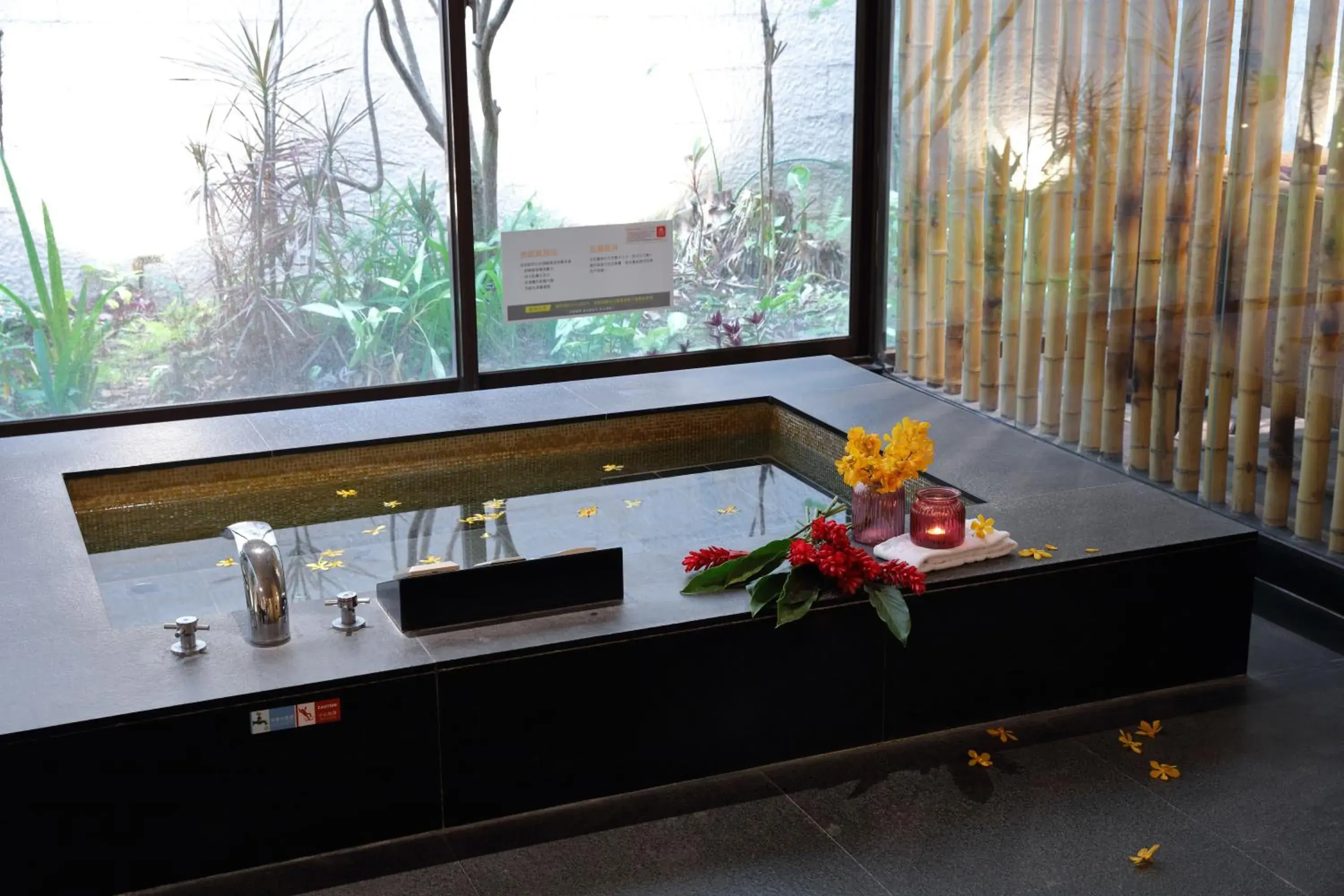 Bathroom in Mulan Motel Taipei