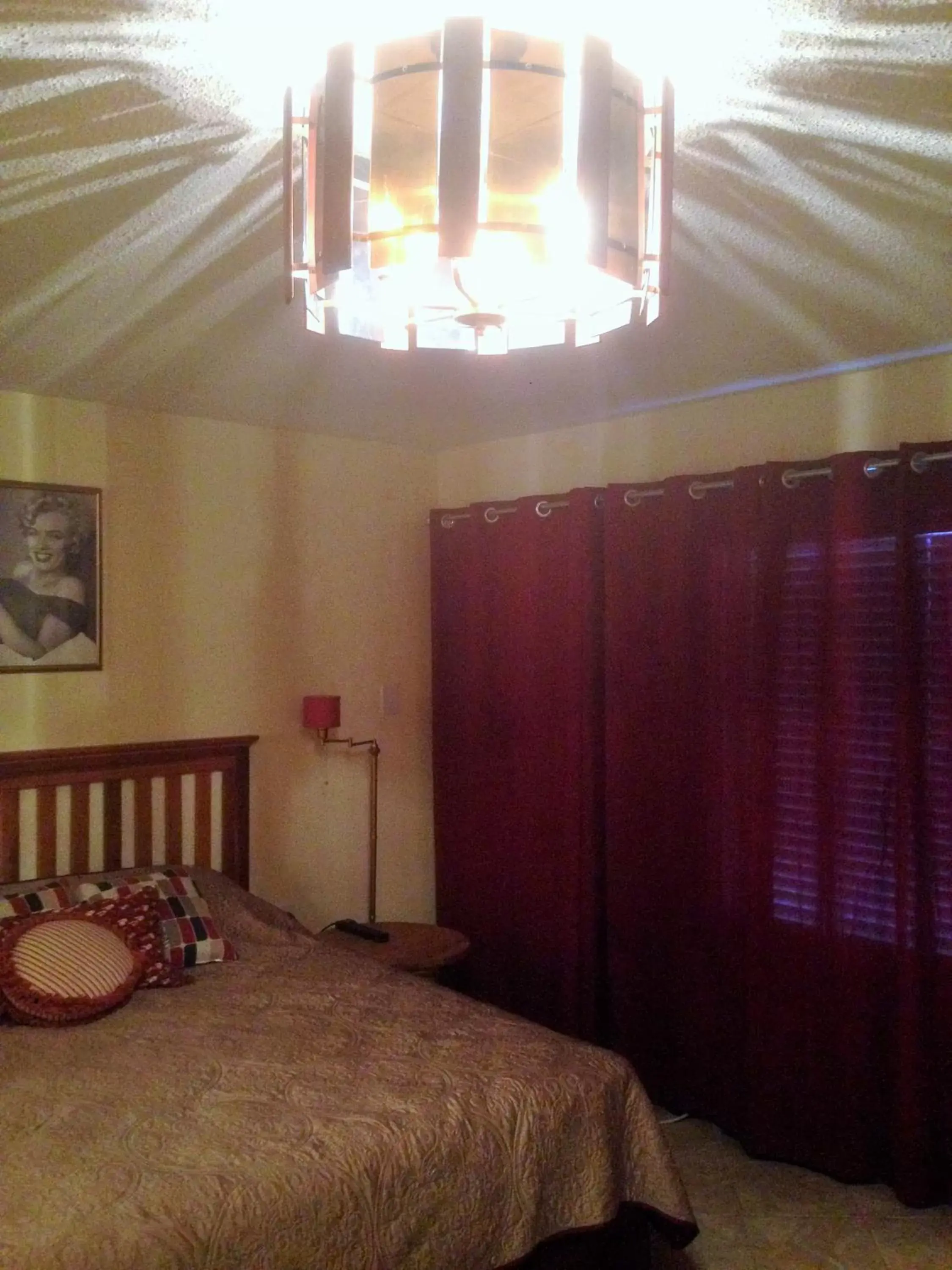 Mid Century Room with Kitchenette in Capri Beach Hotel Mid Century Room with Kitchenette in Capri Beach Hotel