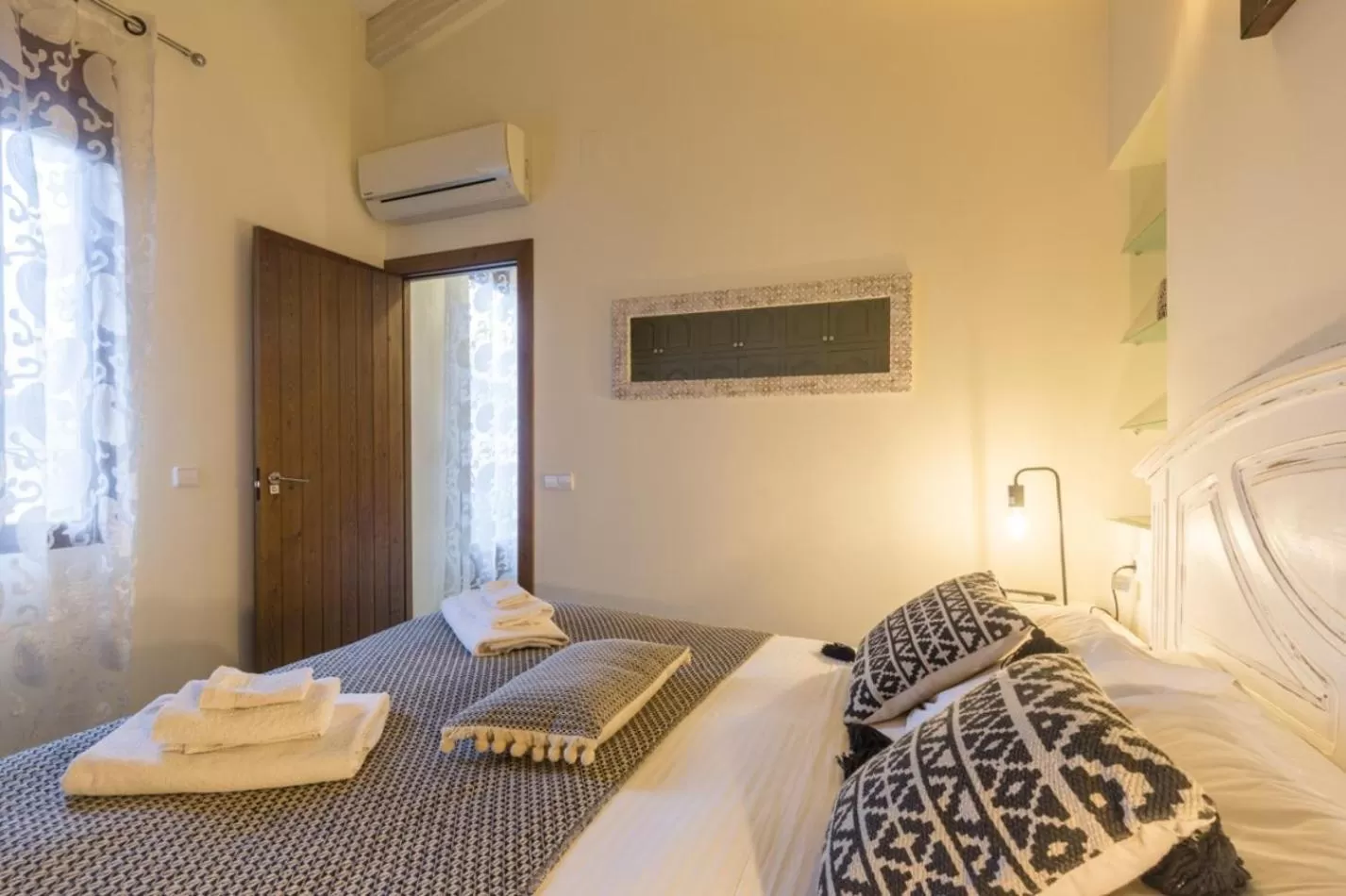 Bedroom, Bed in Casa Mistela