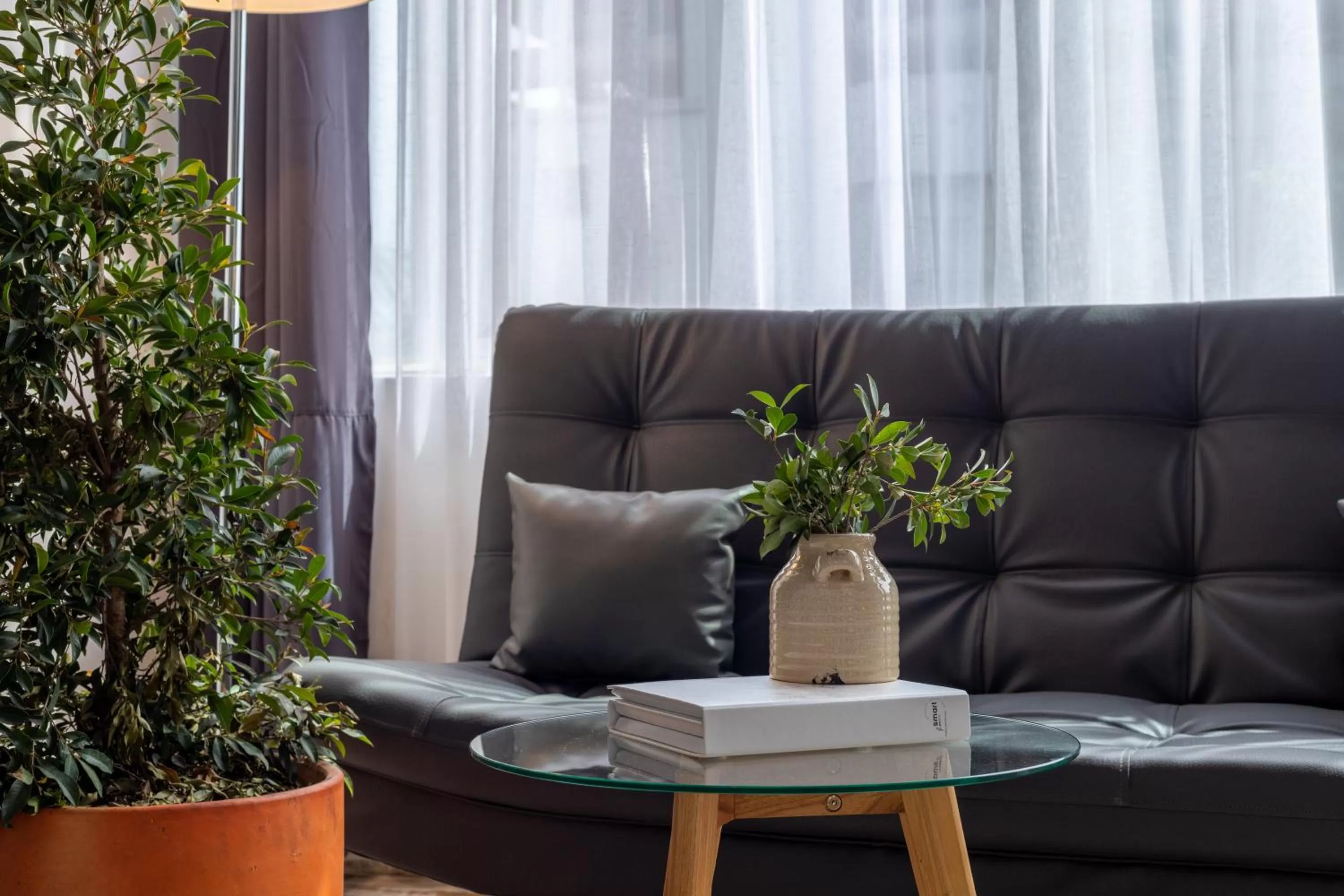 Living room in Hotel Lexum Estadio