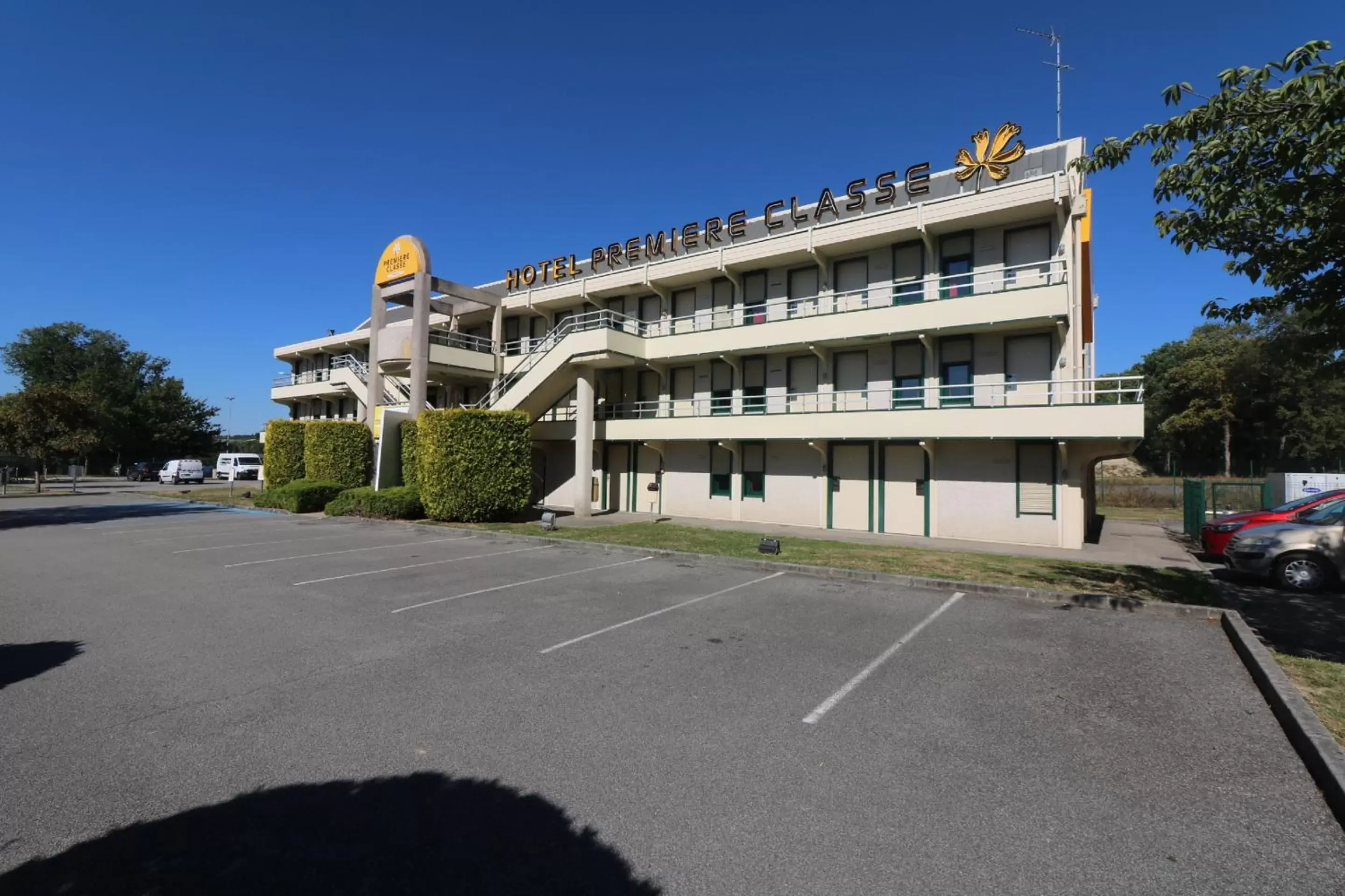 Facade/entrance, Property Building in Premiere Classe Limoges Nord