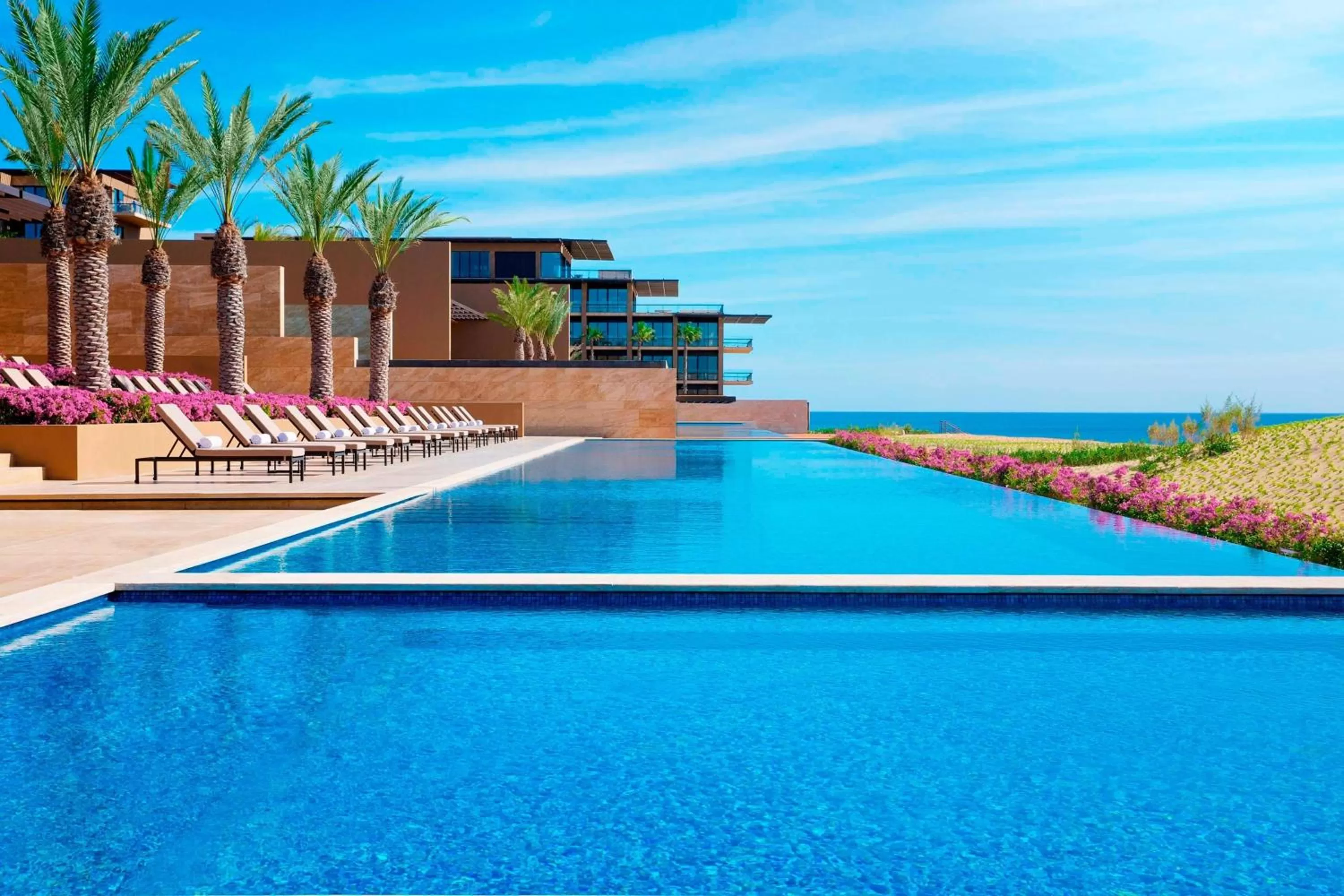Swimming pool in JW Marriott Los Cabos Beach Resort & Spa