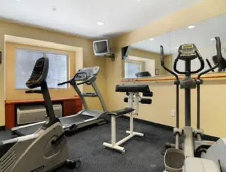 Fitness centre/facilities, Fitness Center/Facilities in Microtel Inn & Suites Huntsville