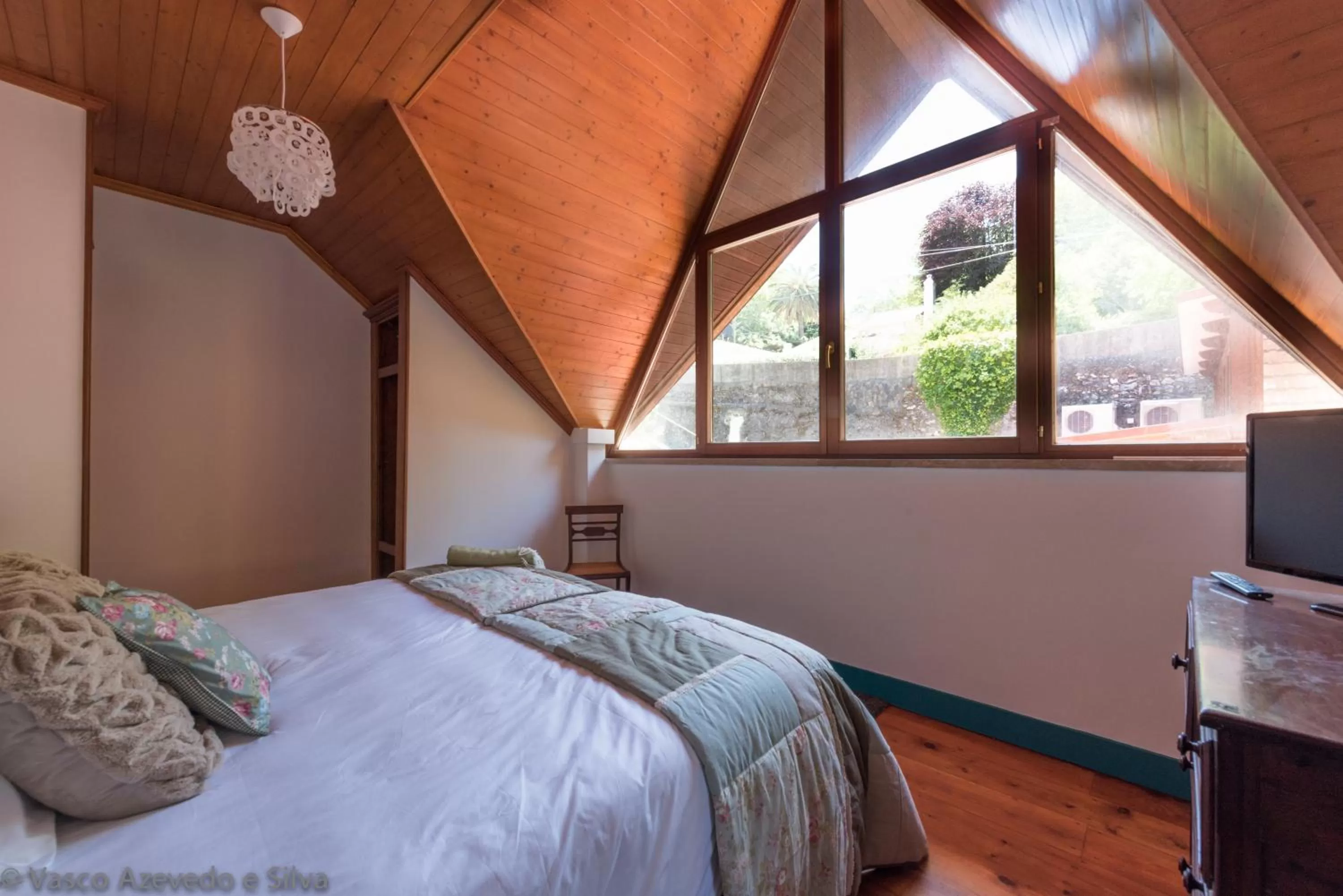 Photo of the whole room, Bed in Guest House Villa dos Poetas