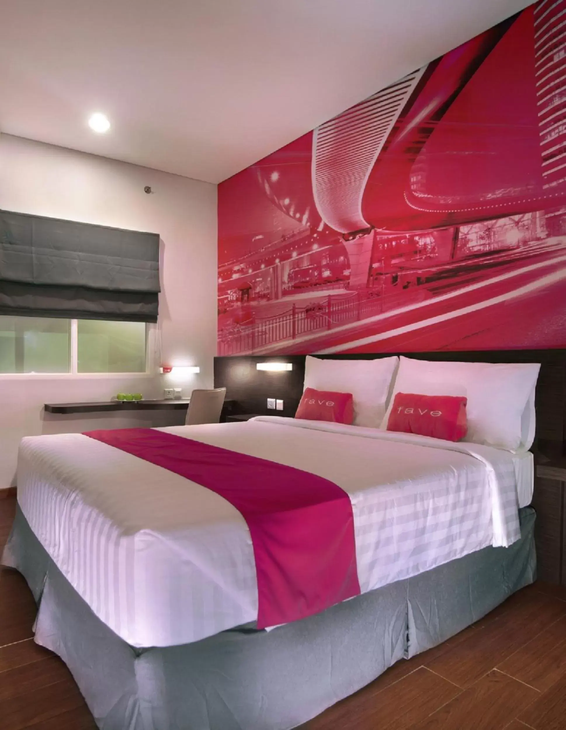 Photo of the whole room, Bed in favehotel Graha Agung Surabaya