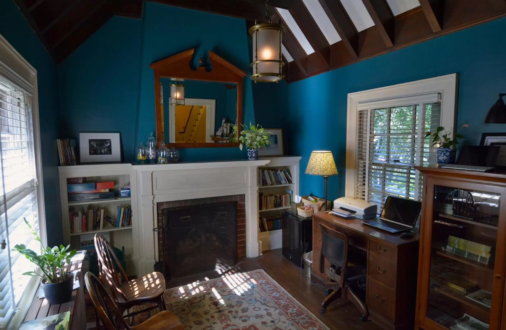 Library in The Lancaster Bed and Breakfast
