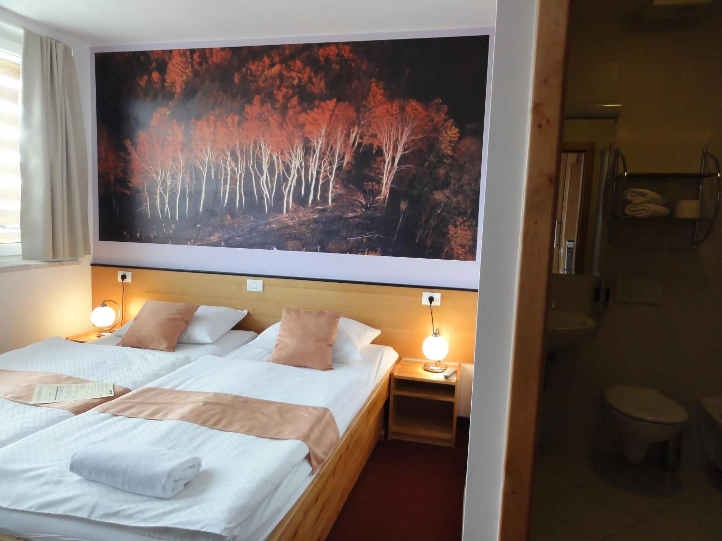 Bedroom, Bed in Hotel Tabor Maribor