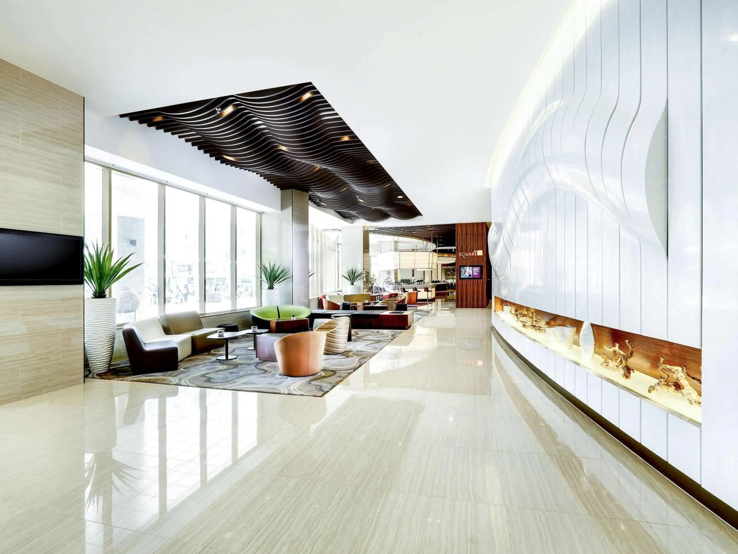 Property building, Lobby/Reception in Novotel Ambassador Suwon Hotel