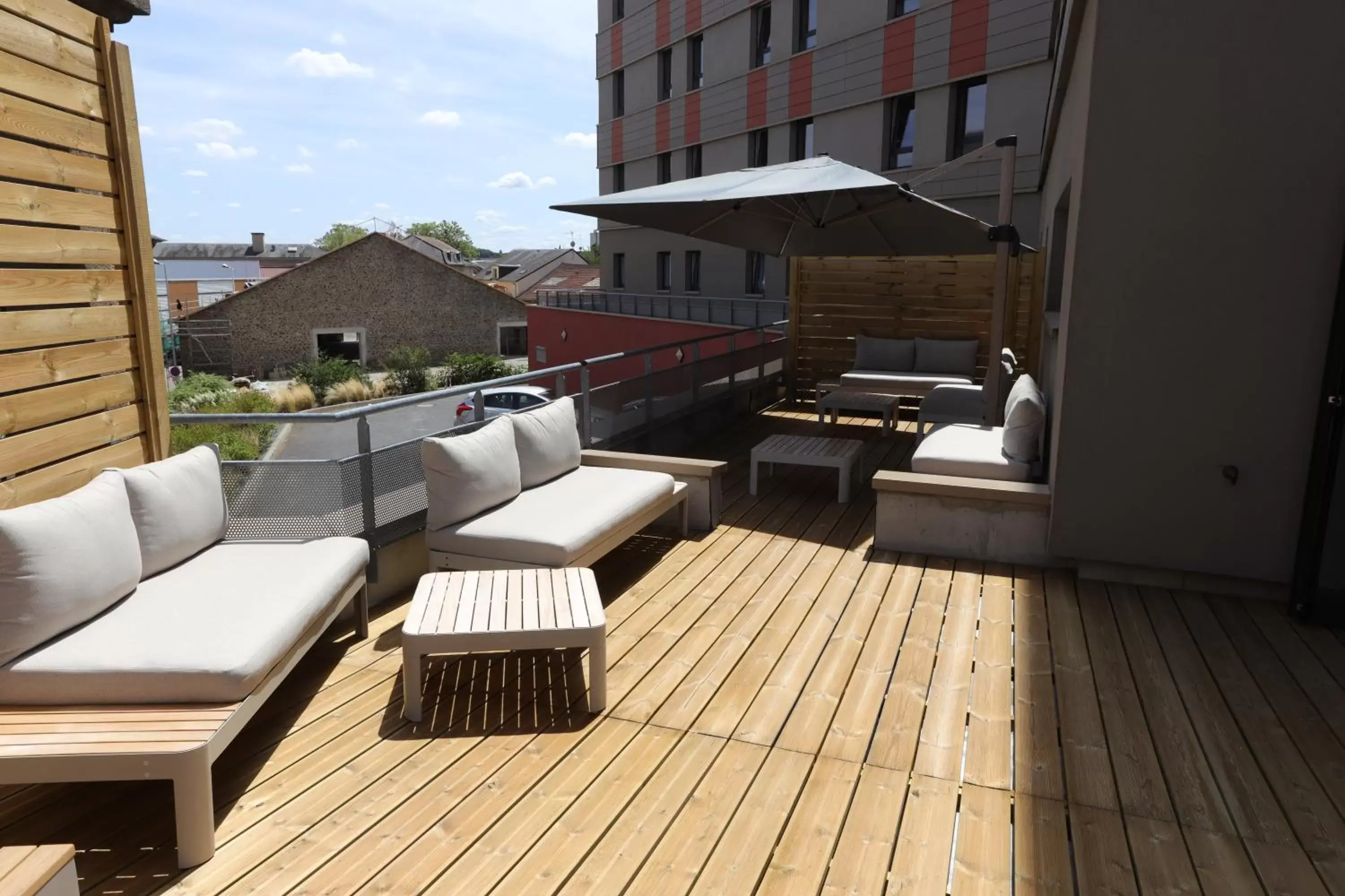 Balcony/Terrace in B&B HOTEL Limoges Centre Gare