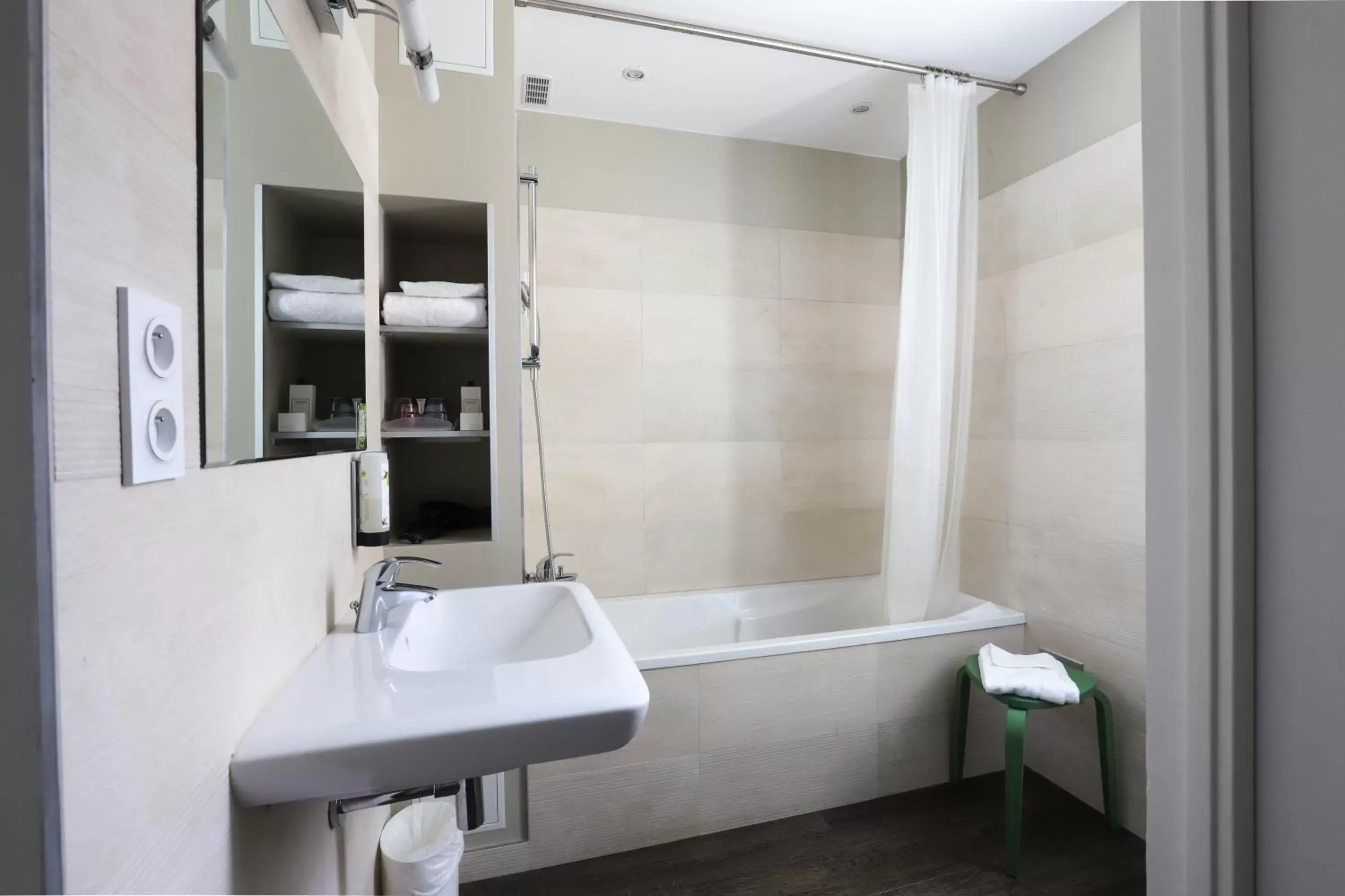 Bathroom in Hotel Des Cedres