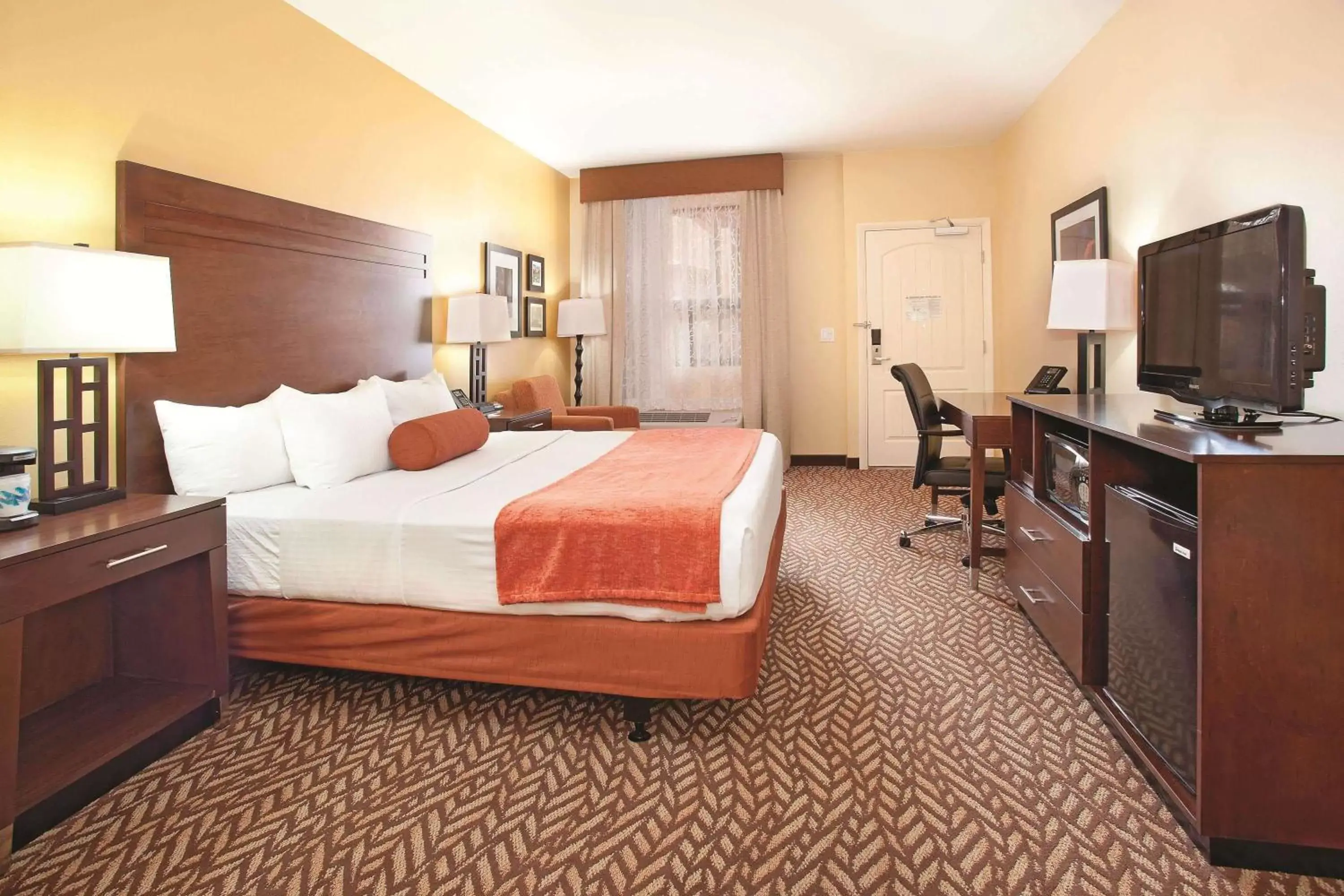 Photo of the whole room, Bed in La Quinta by Wyndham at Zion Park/Springdale