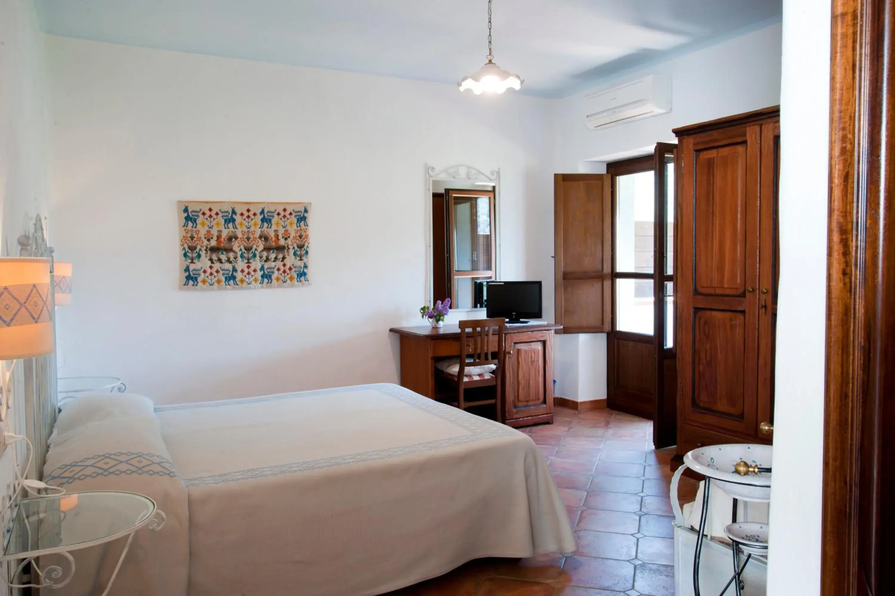 Photo of the whole room, Bed in Turismo Rurale Belvedere Pradonos