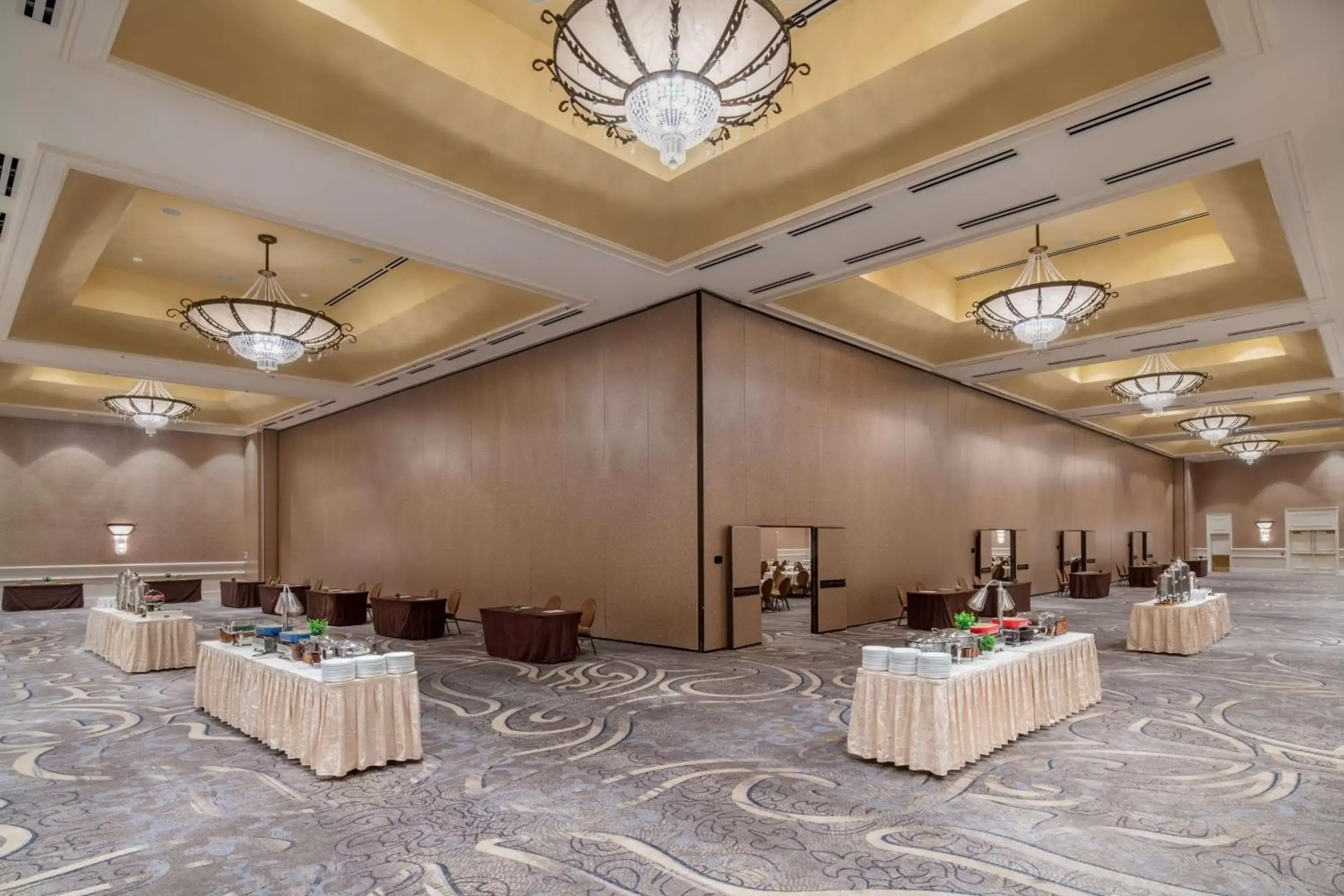 Meeting/conference room, Banquet Facilities in The Roosevelt Hotel New Orleans - Waldorf Astoria Hotels & Resorts