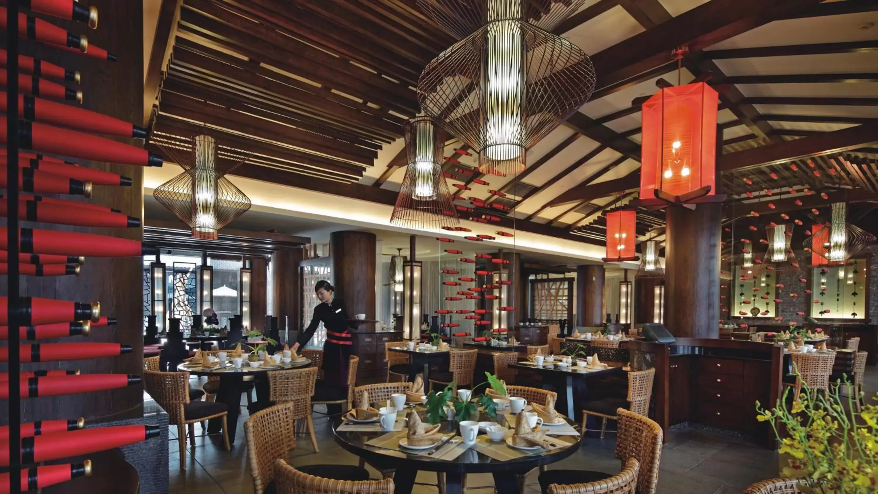 Restaurant/Places to Eat in InterContinental Lijiang Ancient Town Resort, an IHG Hotel