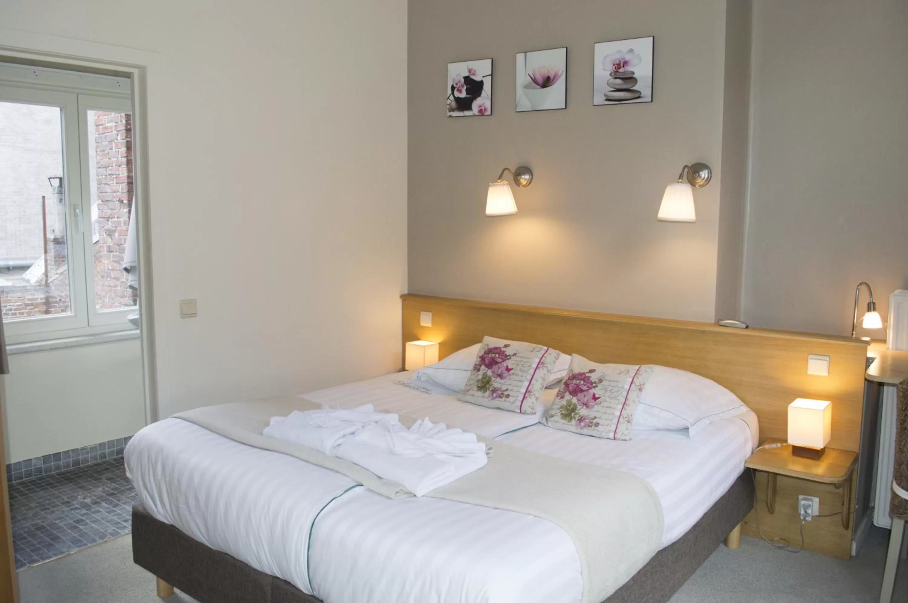 Photo of the whole room, Bed in Hotel Ambrosia